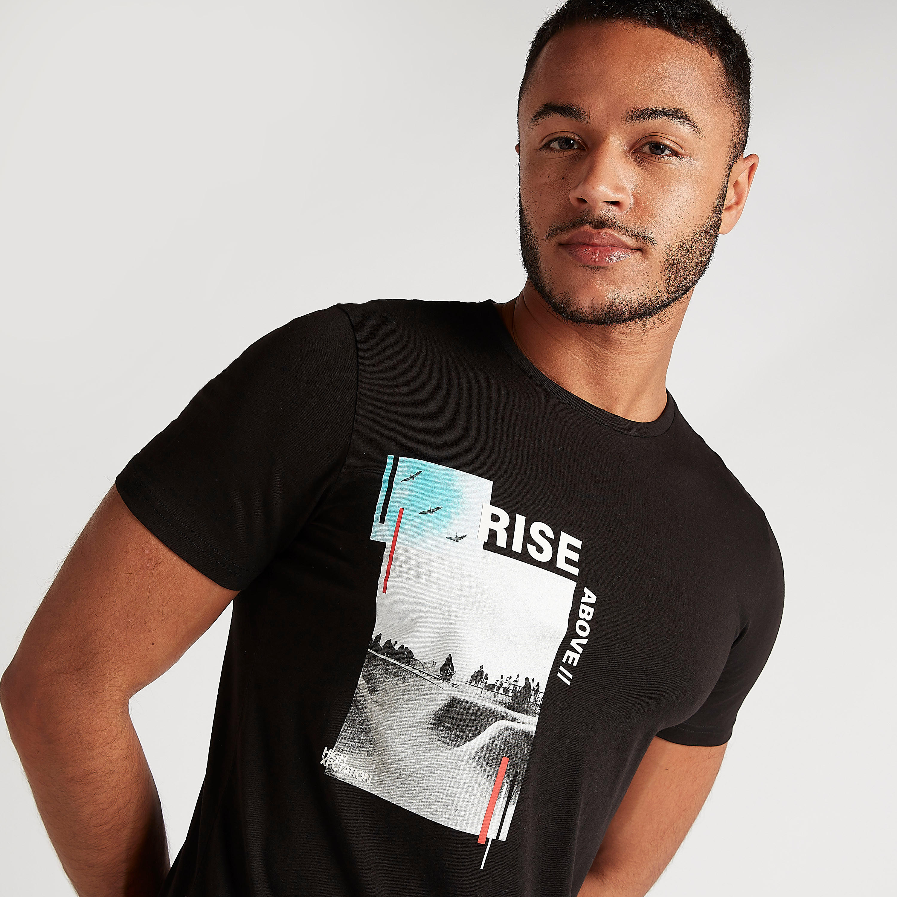 Printed T-shirt with Short Sleeves and Crew Neck-men-clothing-tshirtsandpolos-tshirts-image-3