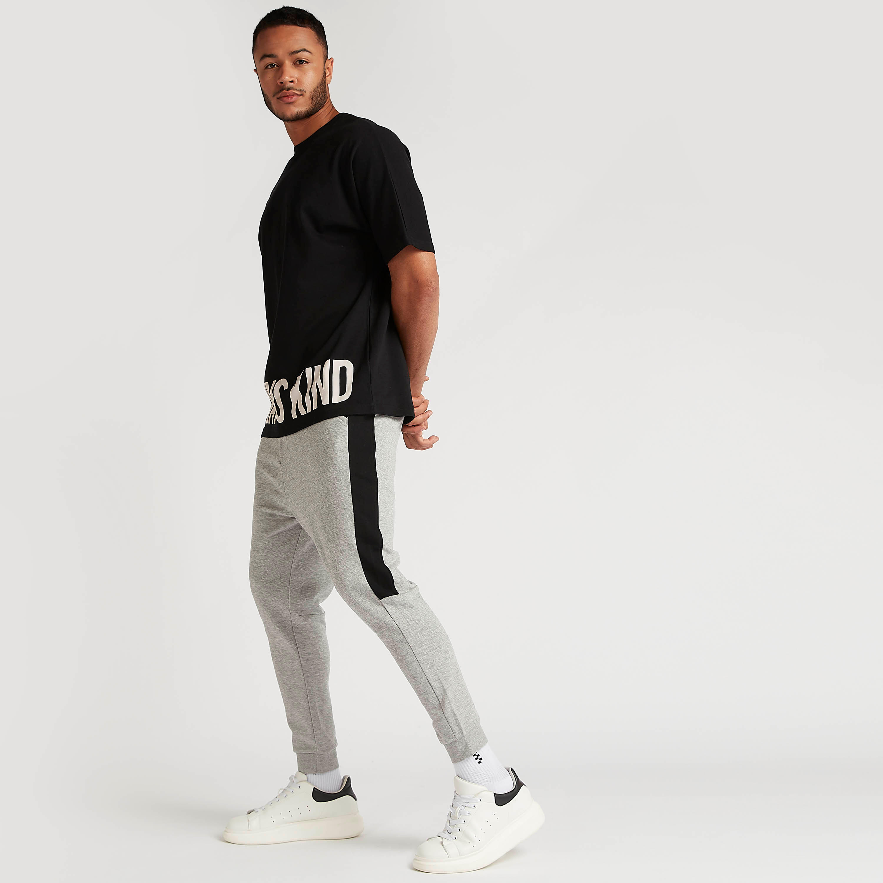 Solid Mid-Rise Joggers with Drawstring Closure-men-clothing-bottoms-joggers-image-2