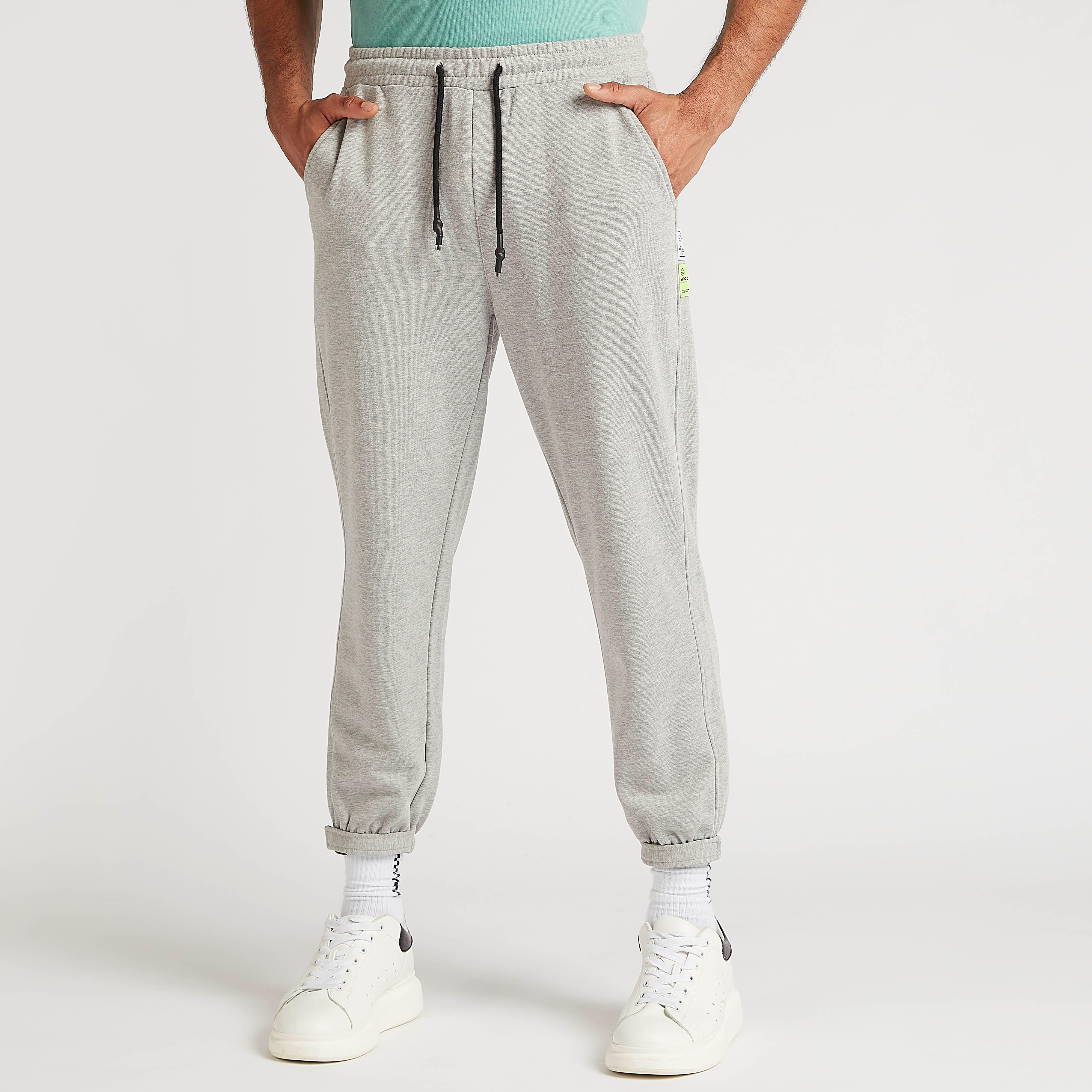بنطلون رياضي سادة برباط إغلاق وخصر متوسّط الارتفاع-men-clothing-bottoms-joggers-image-6