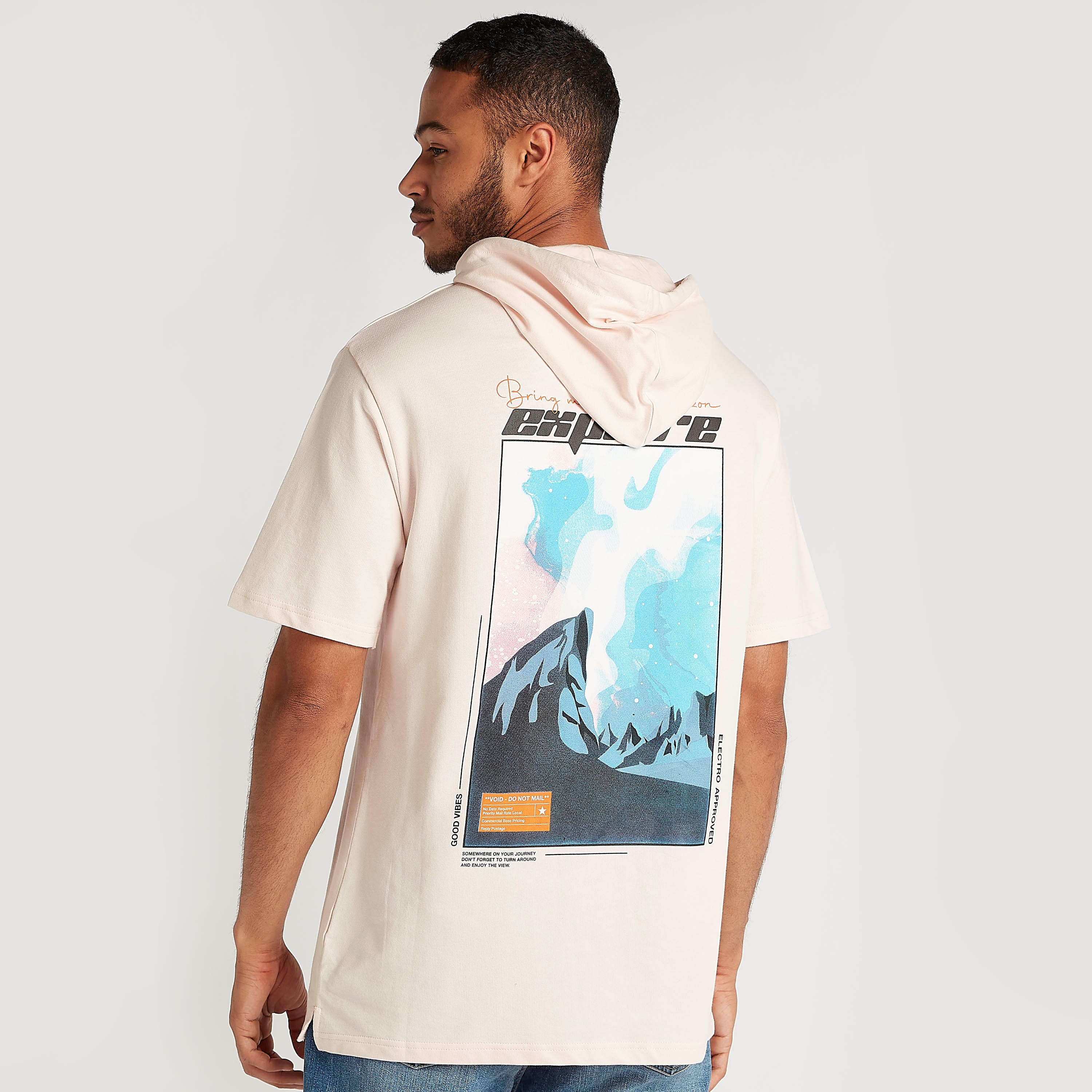 تيشيرت بطبعات وقبّعة وأكمام قصيرة-men-clothing-tshirtsandpolos-tshirts-image-4