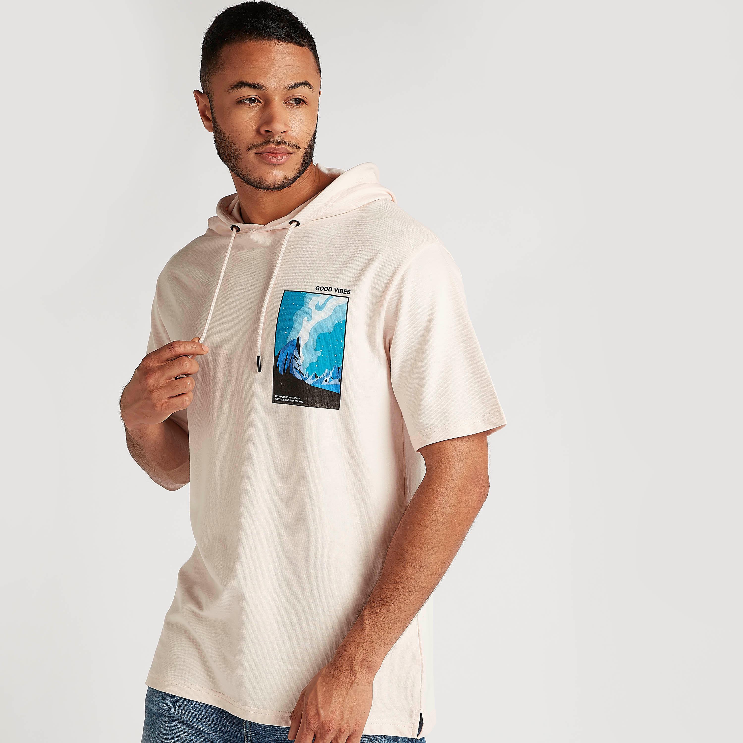 تيشيرت بطبعات وقبّعة وأكمام قصيرة-men-clothing-tshirtsandpolos-tshirts-image-5