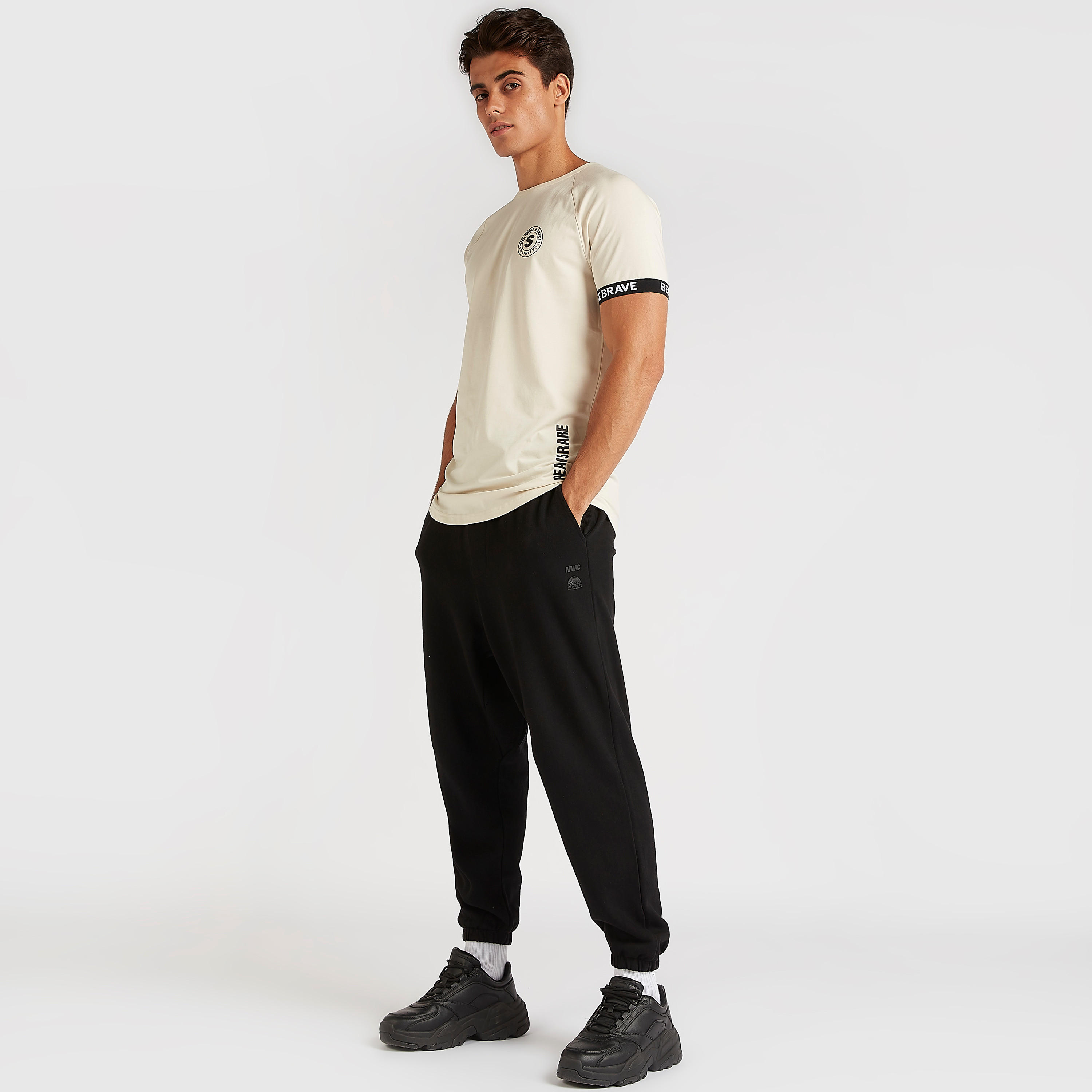 Printed T-shirt with Short Sleeves and Crew Neck-men-clothing-tshirtsandpolos-tshirts-image-2