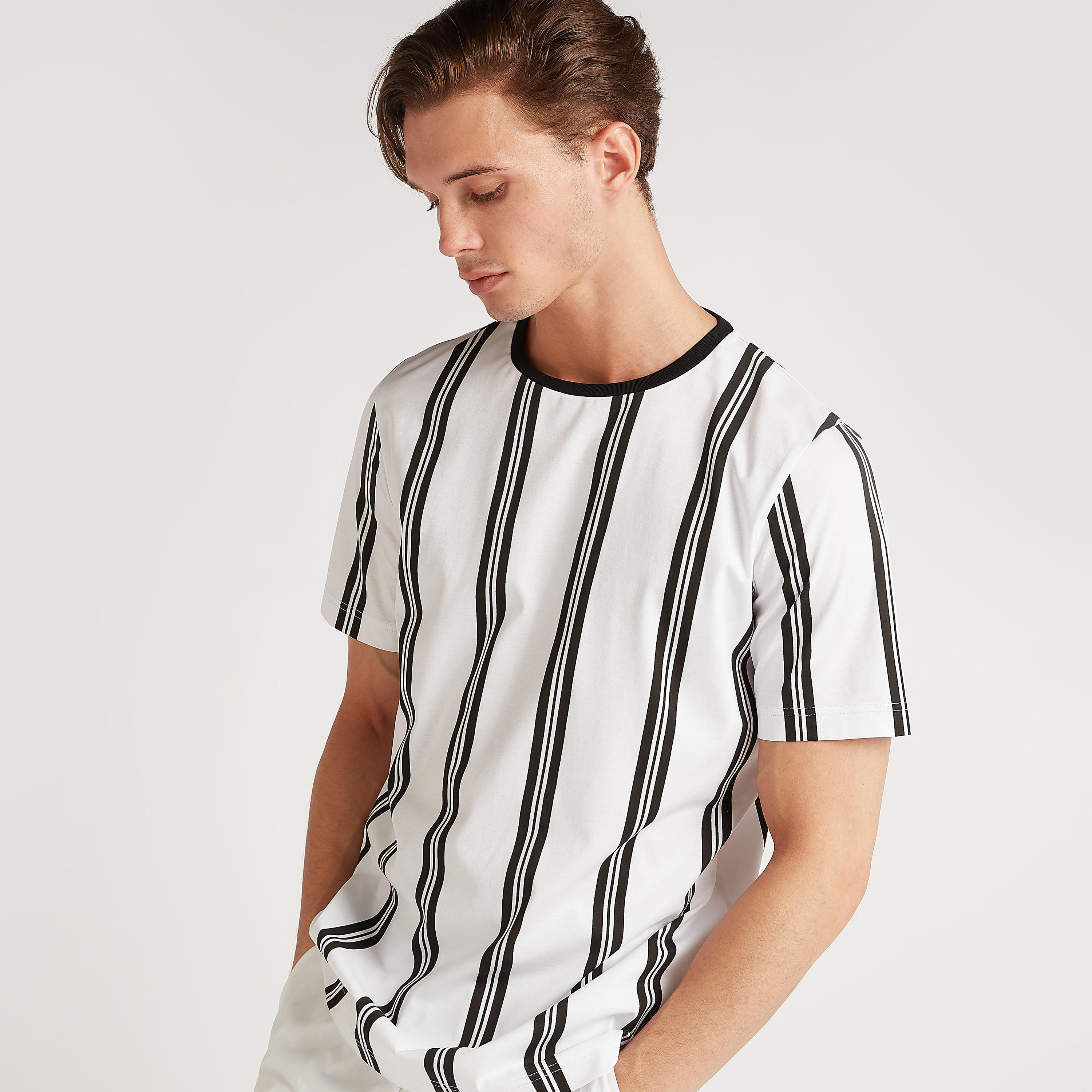Striped T-shirt with Short Sleeves and Crew Neck-men-clothing-tshirtsandpolos-tshirts-image-1