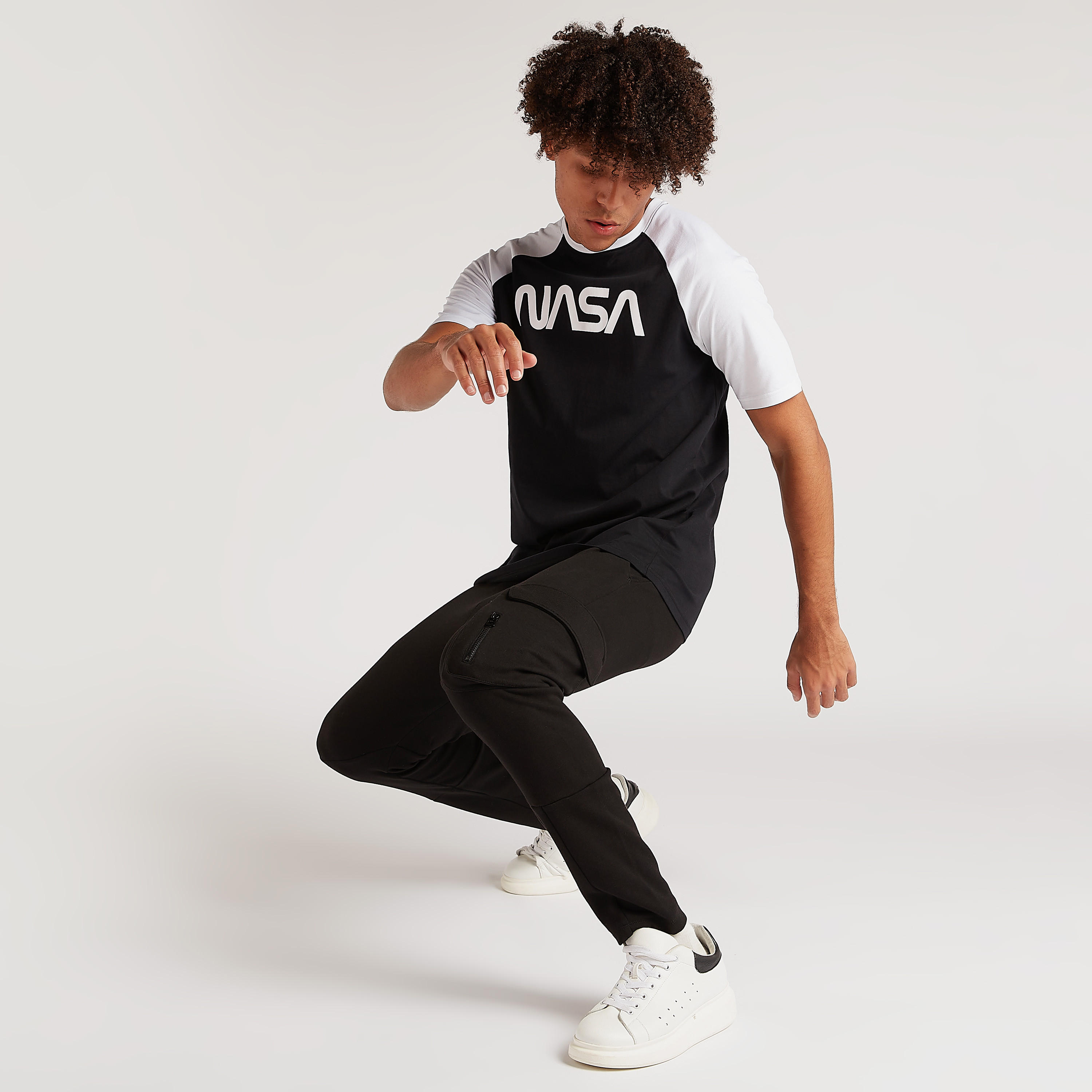 Solid Mid-Rise Pants with Drawstring and Pockets-men-clothing-bottoms-trousersandchinos-trousers-image-5