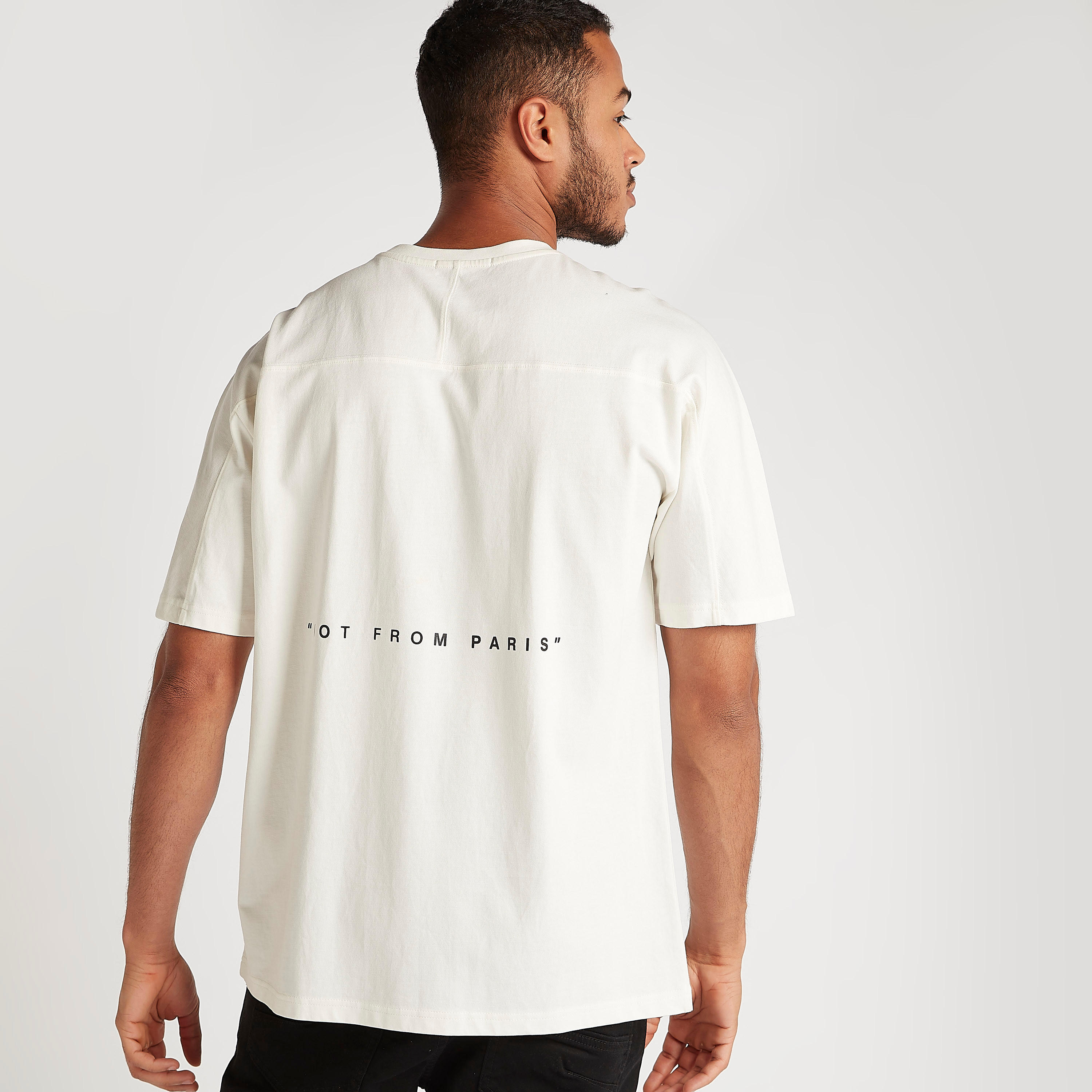 تيشيرت بياقة ضيّقة وأكمام قصيرة وطبعات وجيوب-men-clothing-tshirtsandpolos-tshirts-image-4