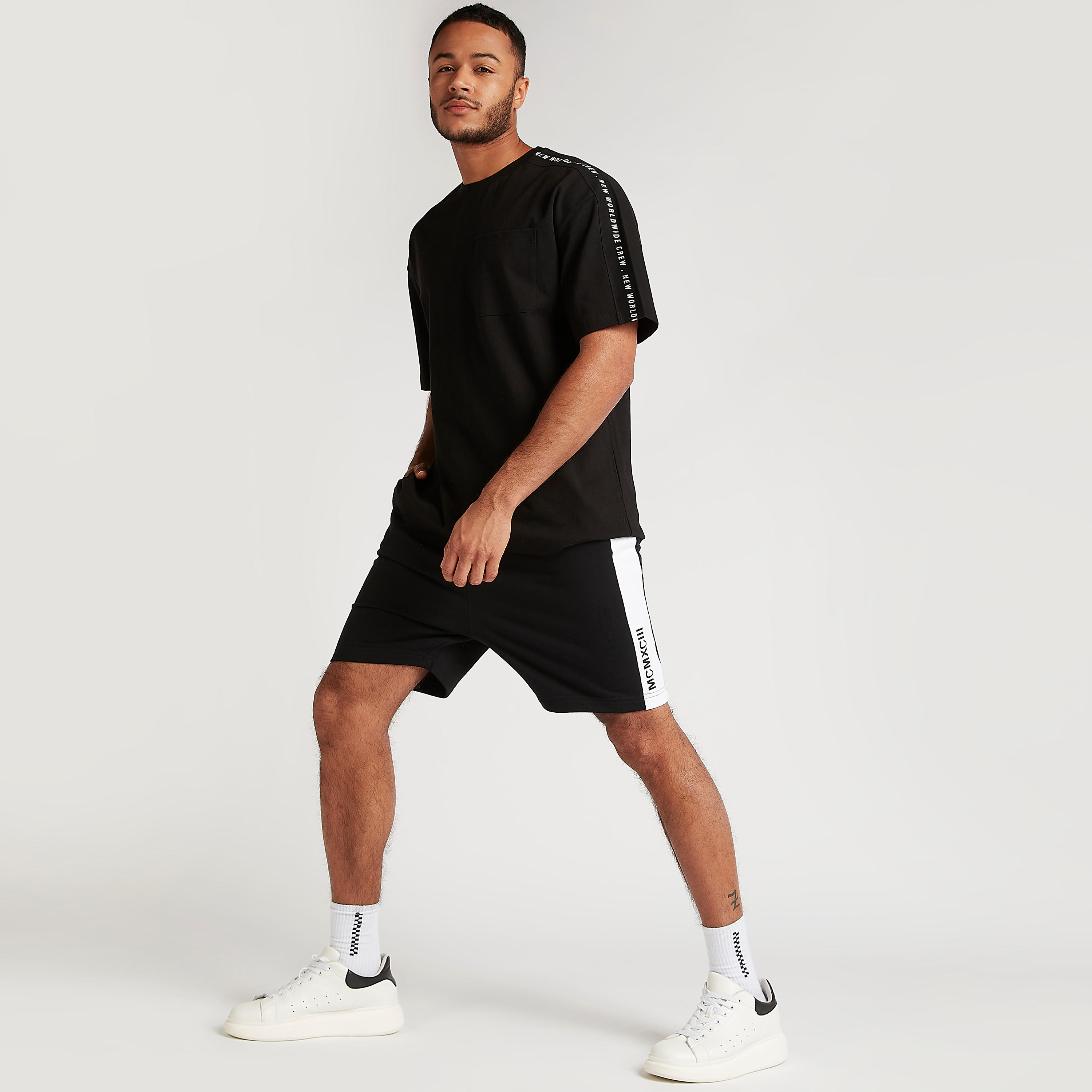 Printed T-shirt with Short Sleeves and Crew Neck-men-clothing-tshirtsandpolos-tshirts-image-2