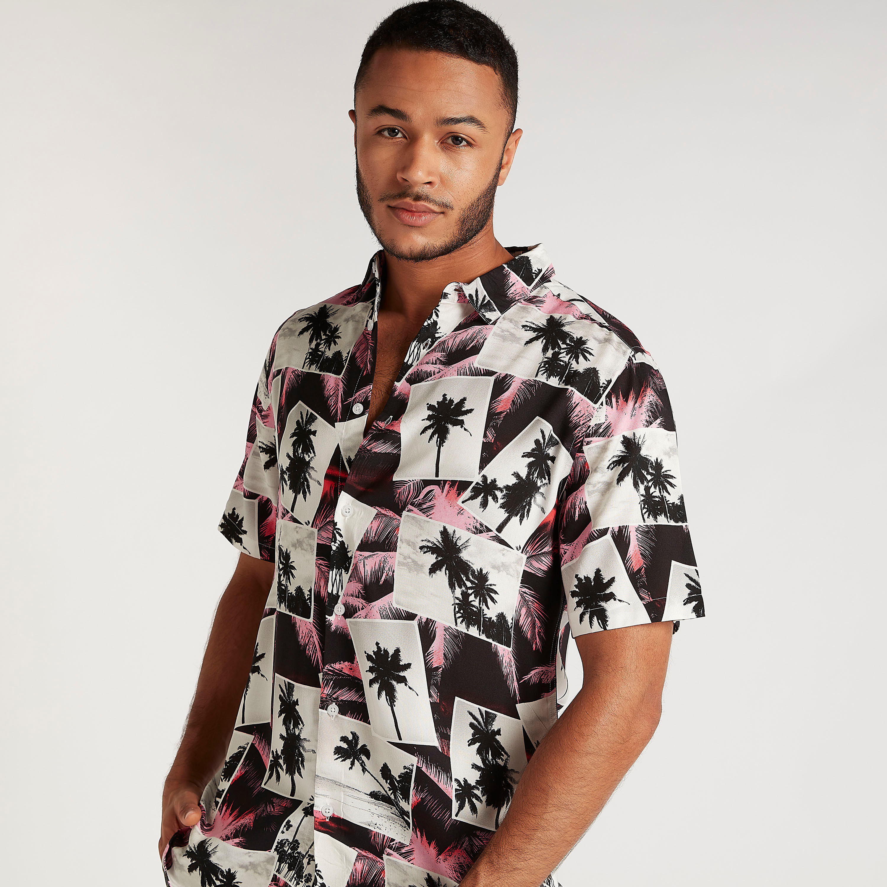 Sustainable Printed Relaxed Fit Shirt with Short Sleeves-men-clothing-shirts-image-5
