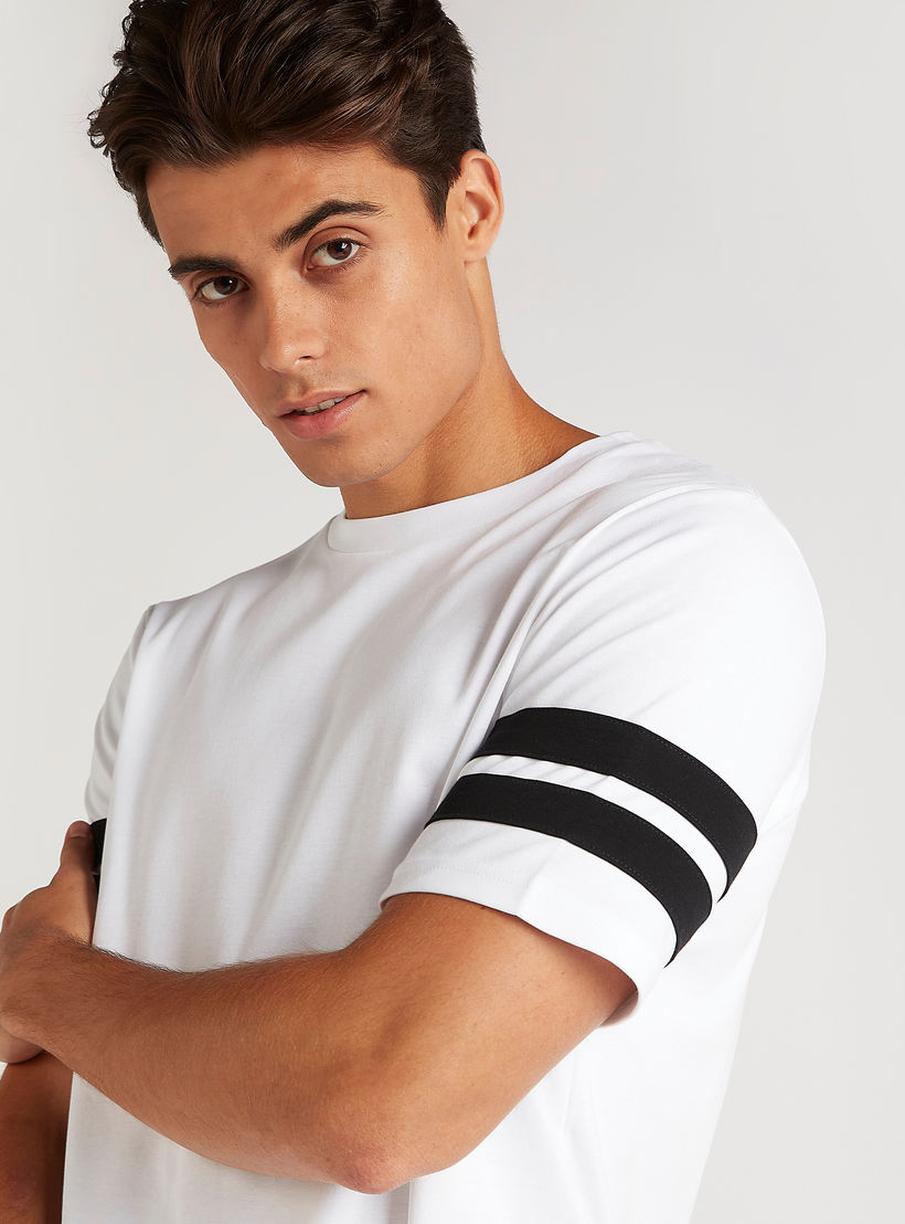 Solid T-shirt with Striped Short Sleeves-men-clothing-tshirtsandpolos-tshirts-image-3