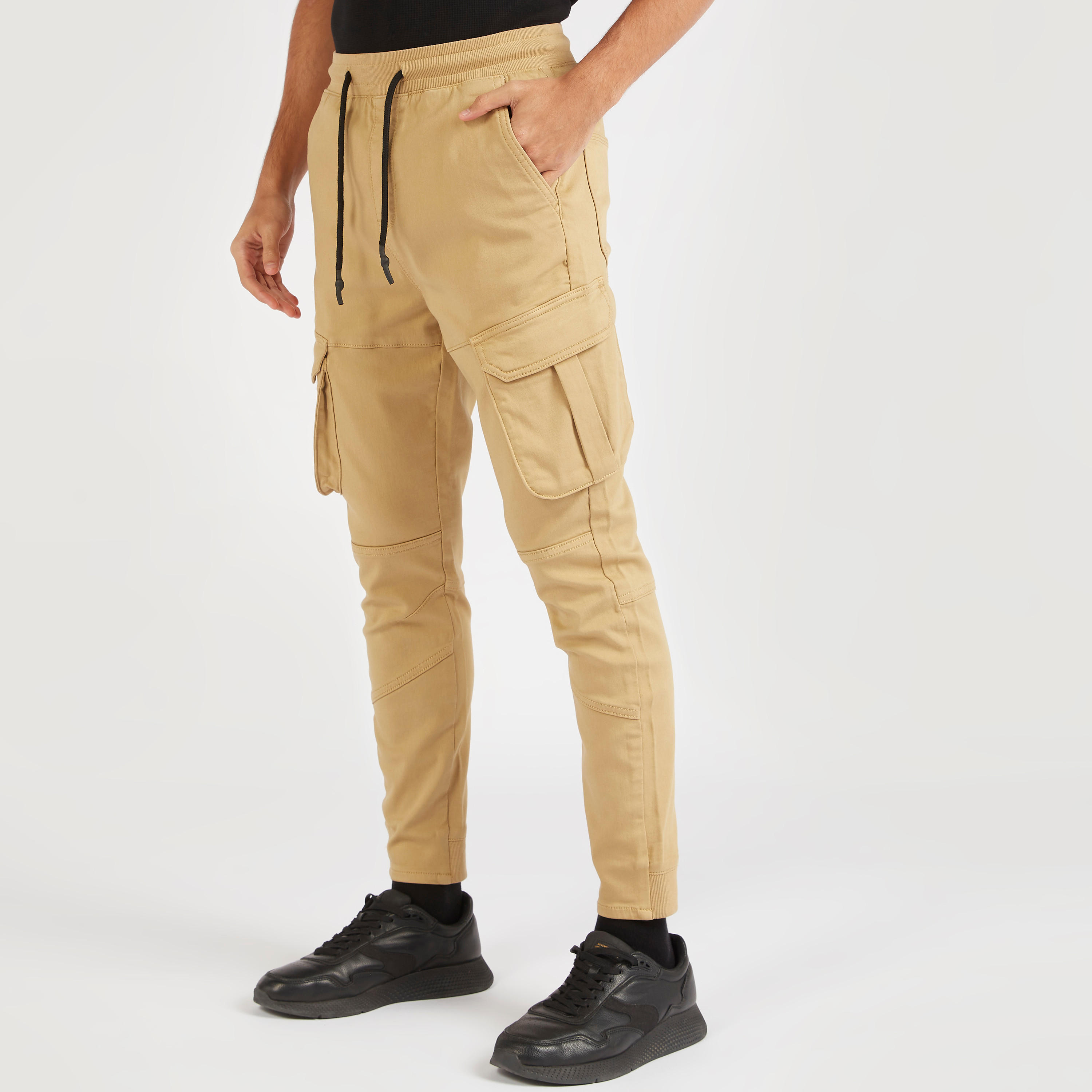 بنطلون كارجو سادة برباط إغلاق-men-clothing-bottoms-trousersandchinos-trousers-image-5