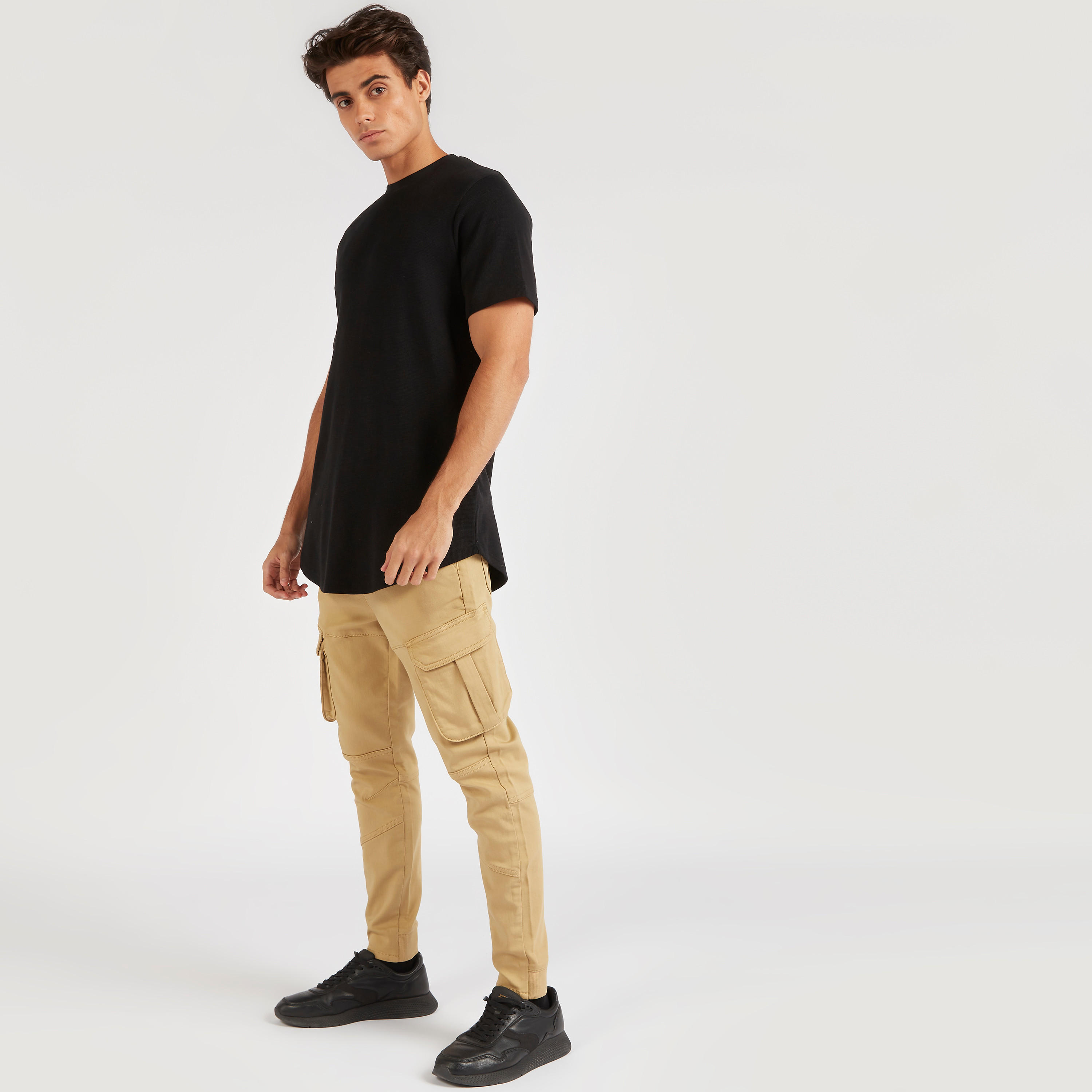 بنطلون كارجو سادة برباط إغلاق-men-clothing-bottoms-trousersandchinos-trousers-image-4