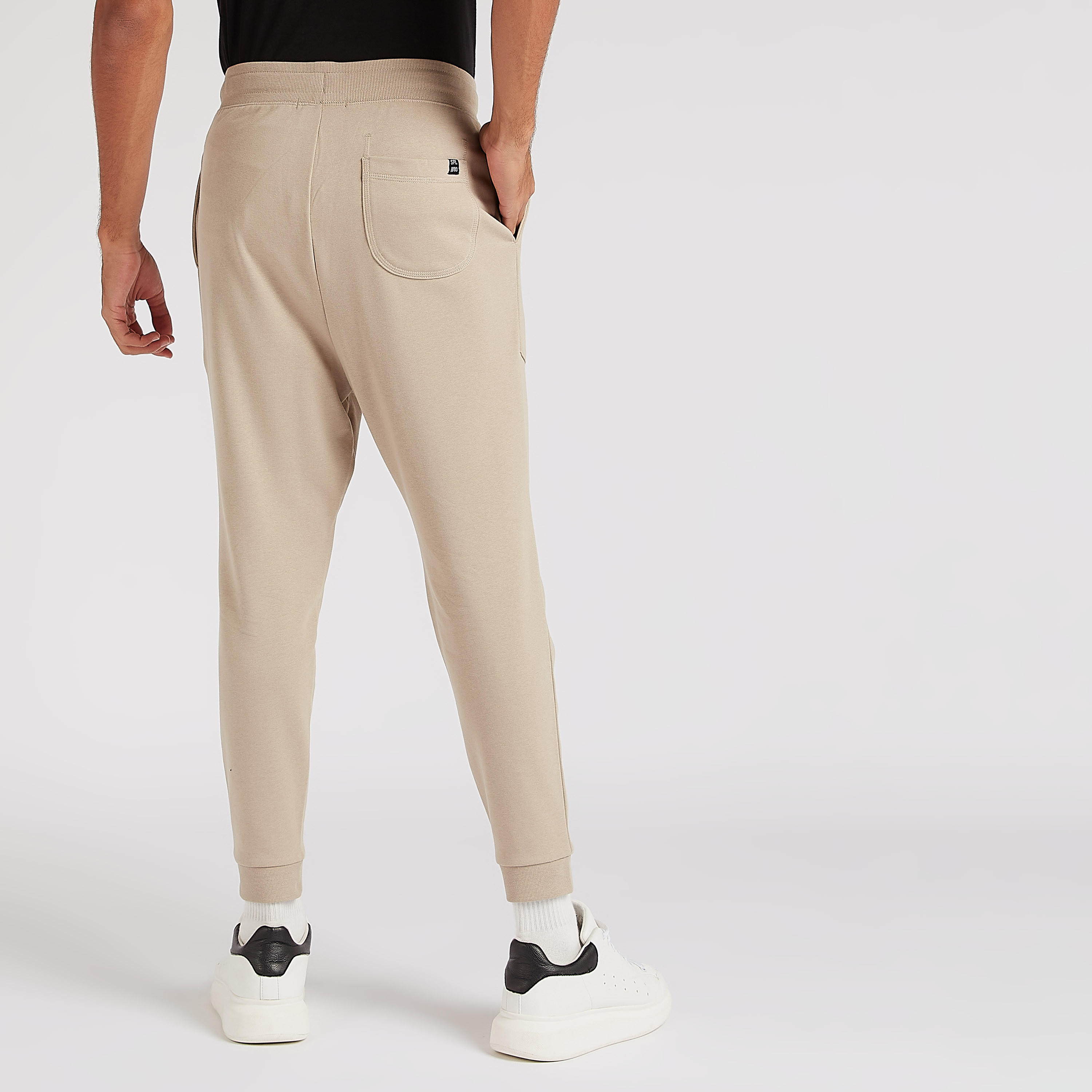 Solid Joggers with Pockets and Drawstring Closure-men-clothing-bottoms-joggers-image-4