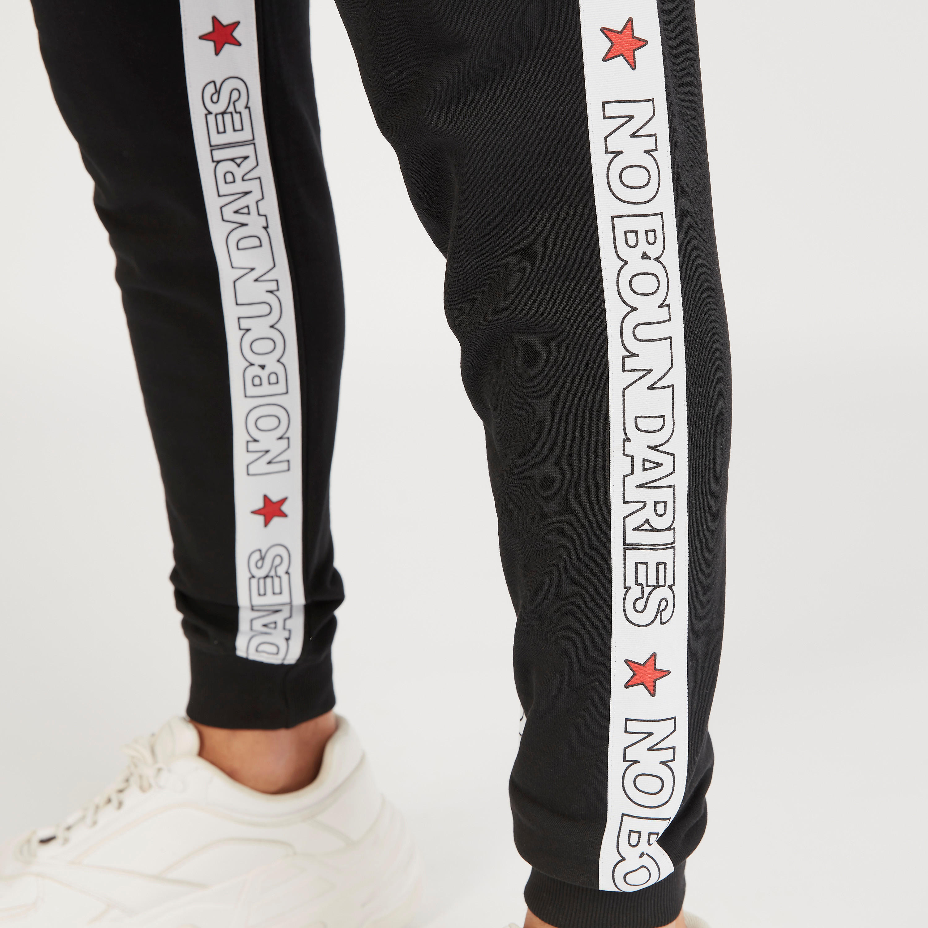 بنطلون رياضي برباط إغلاق وخصر متوسّط الارتفاع-men-clothing-bottoms-joggers-image-3