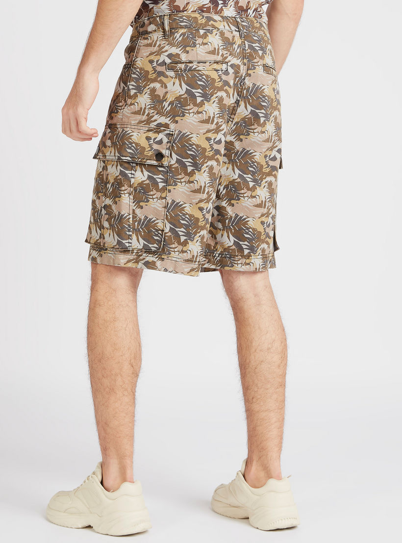 Printed Mid-Rise Shorts with Drawstring Closure-men-clothing-bottoms-shorts-image-4