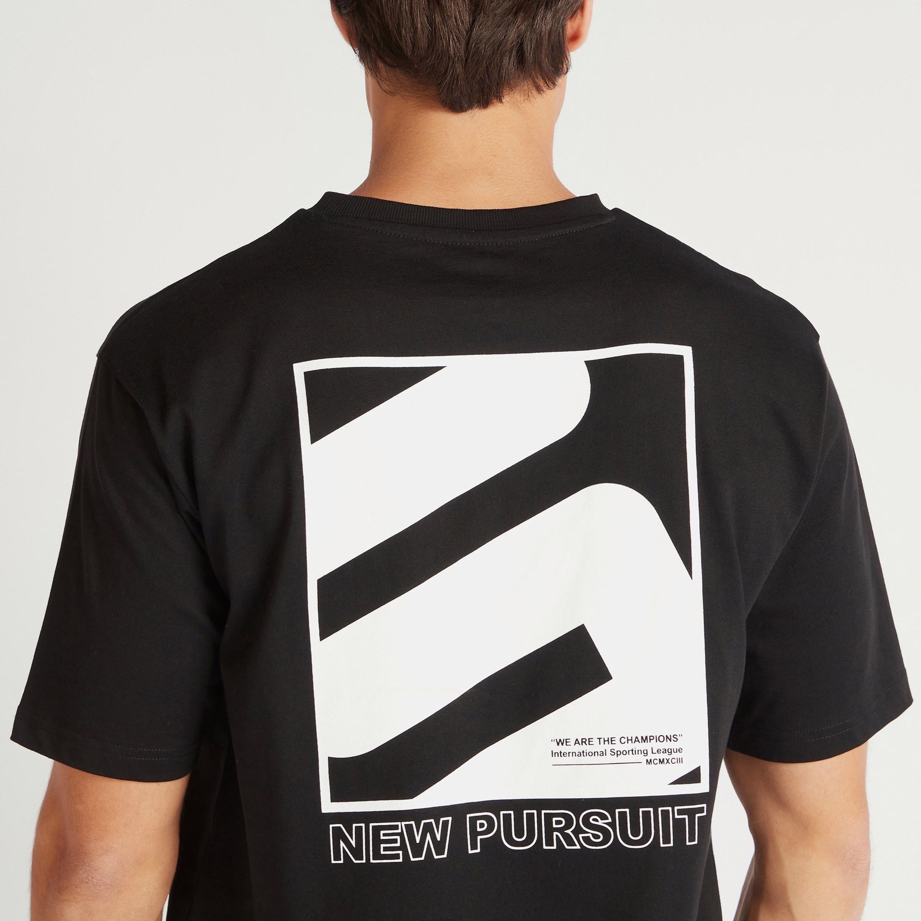 تيشيرت بياقة ضيّقة وأكمام قصيرة وطبعات-men-clothing-tshirtsandpolos-tshirts-image-5