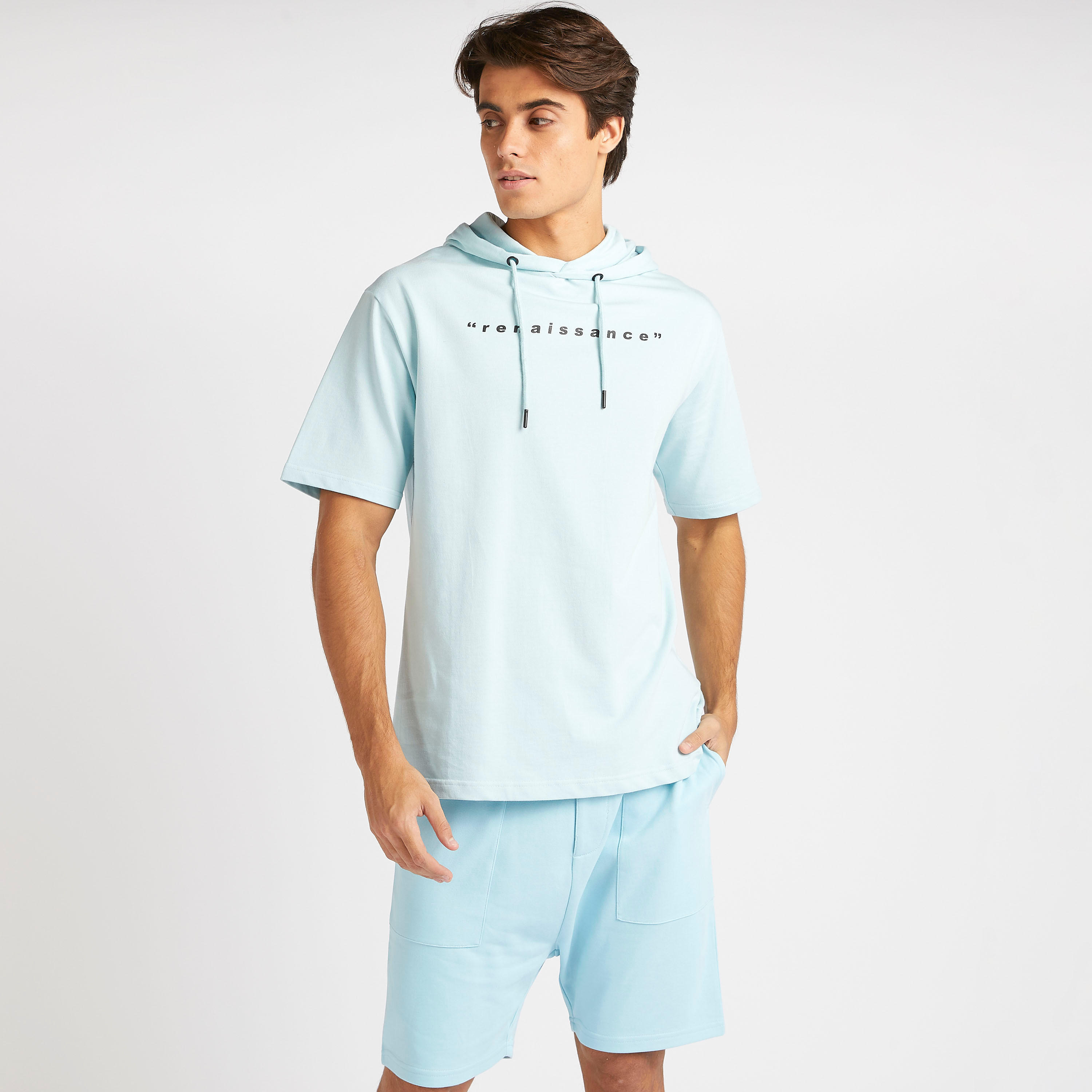 تيشيرت بقبعّة وأكمام قصيرة وطَبعات-men-clothing-tshirtsandpolos-tshirts-image-5
