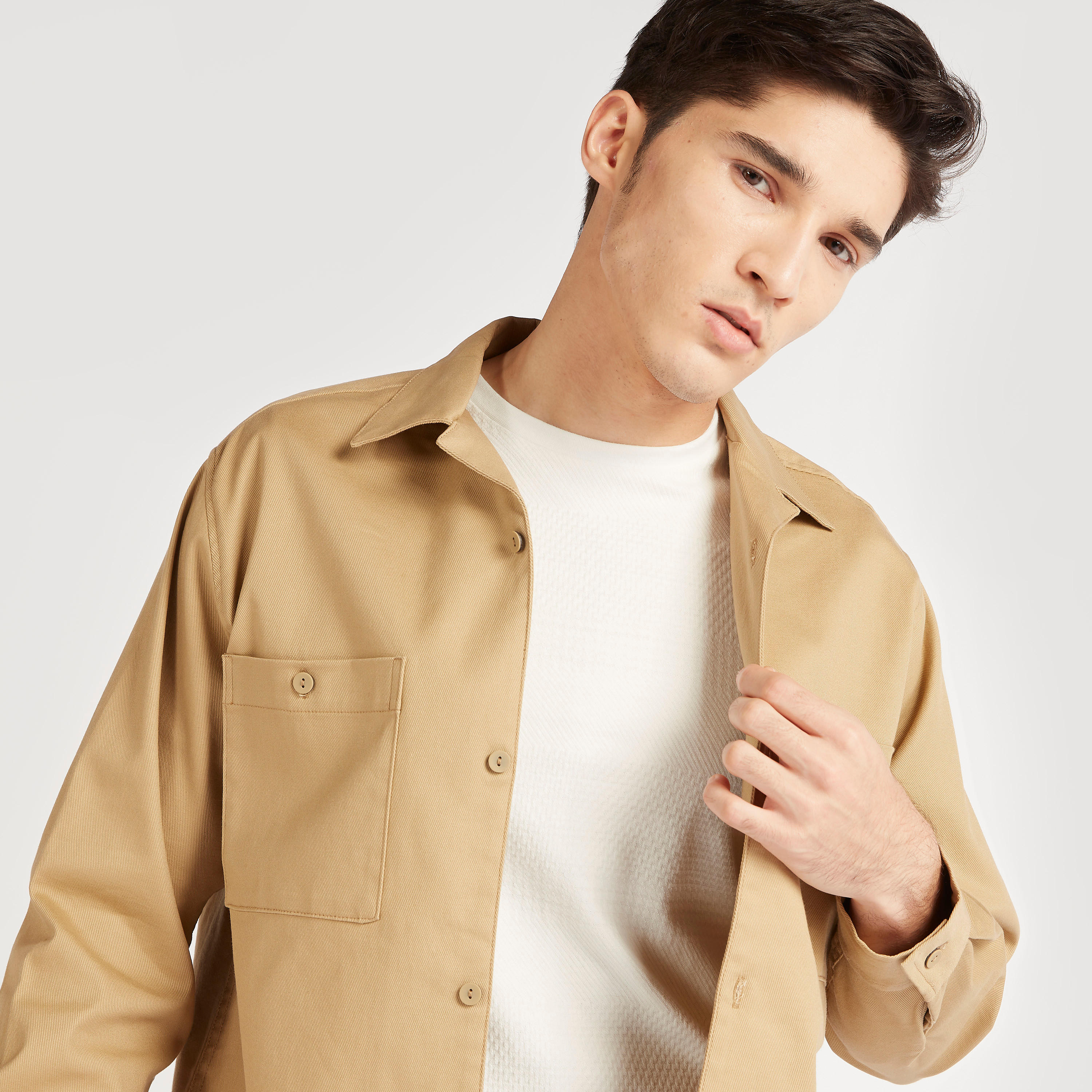 جاكيت سادة بأكمام طويلة وجيب على الصّدر-men-clothing-jacketsandblazers-jackets-image-3