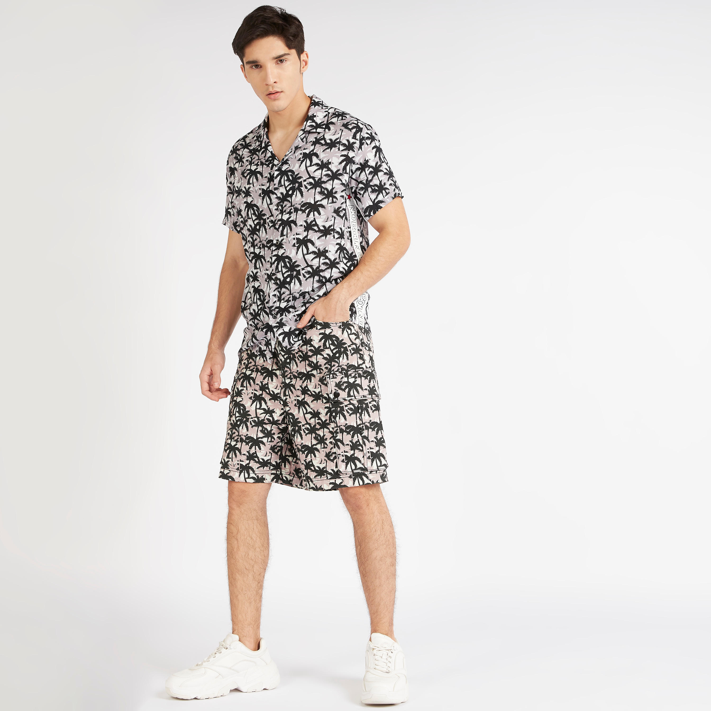Tropical Print Mid-Rise Shorts with Drawstring Closure-men-clothing-bottoms-shorts-image-2