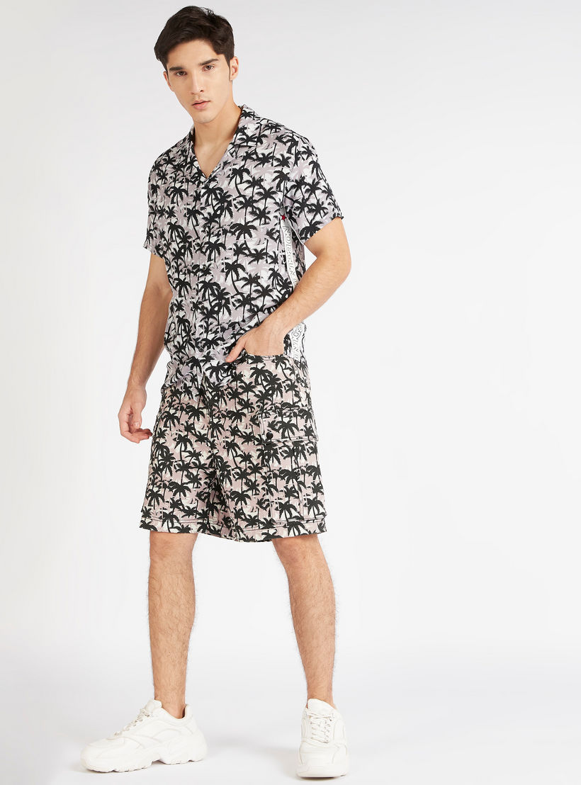 Tropical Print Mid-Rise Shorts with Drawstring Closure-men-clothing-bottoms-shorts-image-2