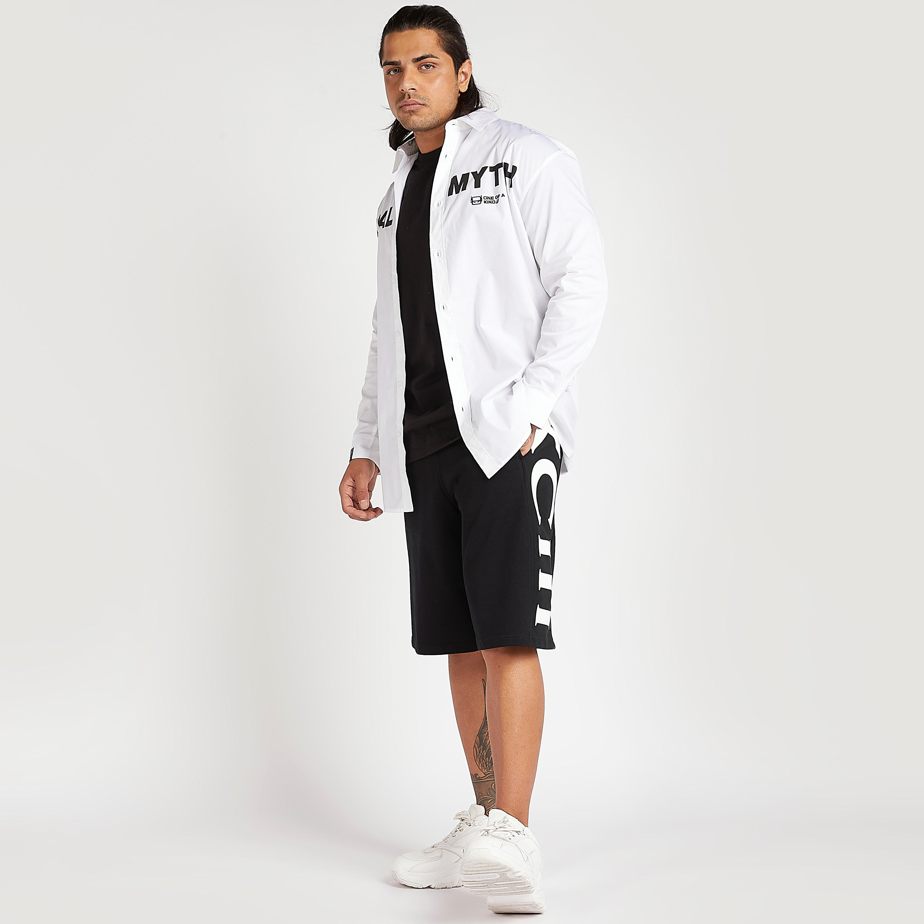 قميص طويل بطبعات نصيّة-men-clothing-shirts-image-2