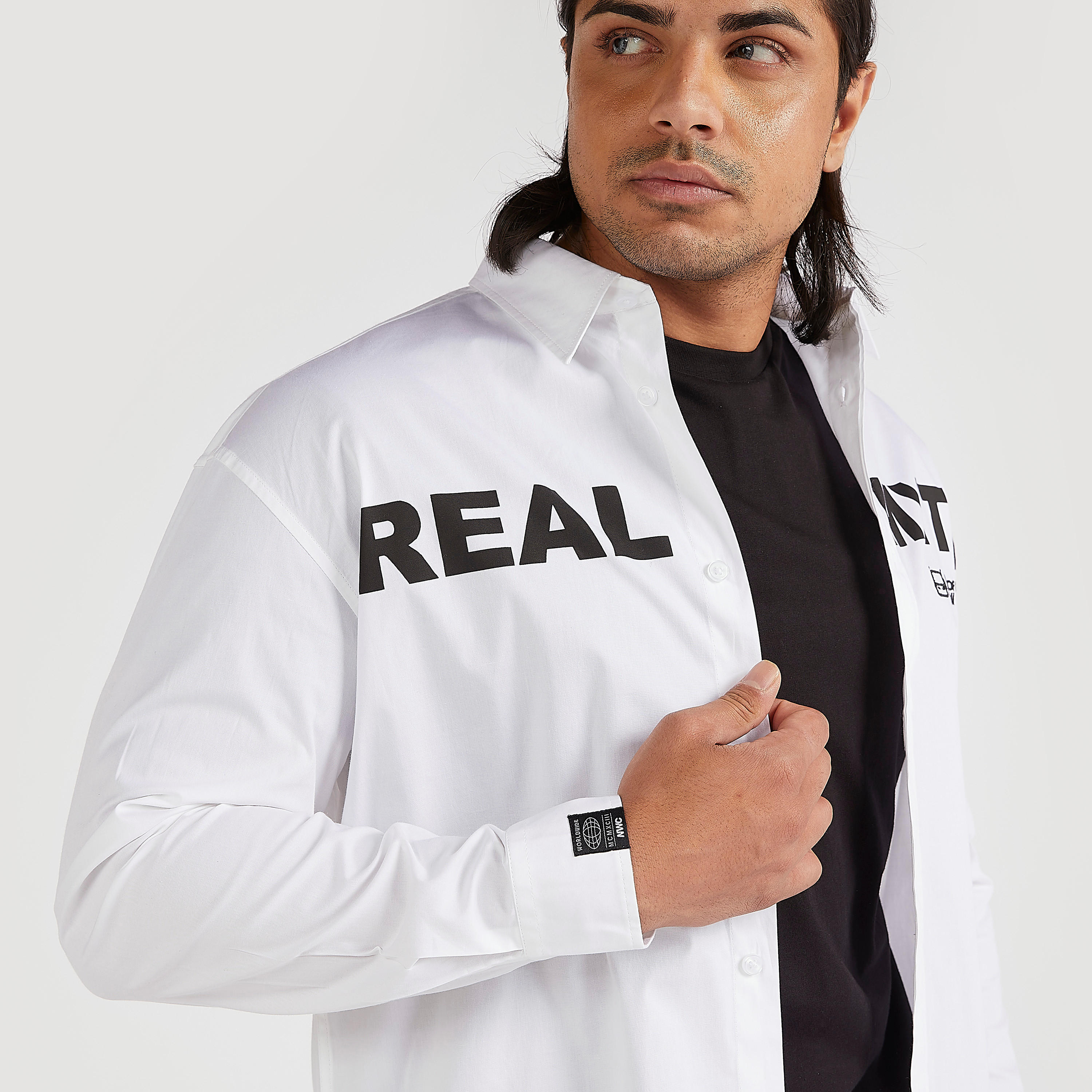 قميص طويل بطبعات نصيّة-men-clothing-shirts-image-3