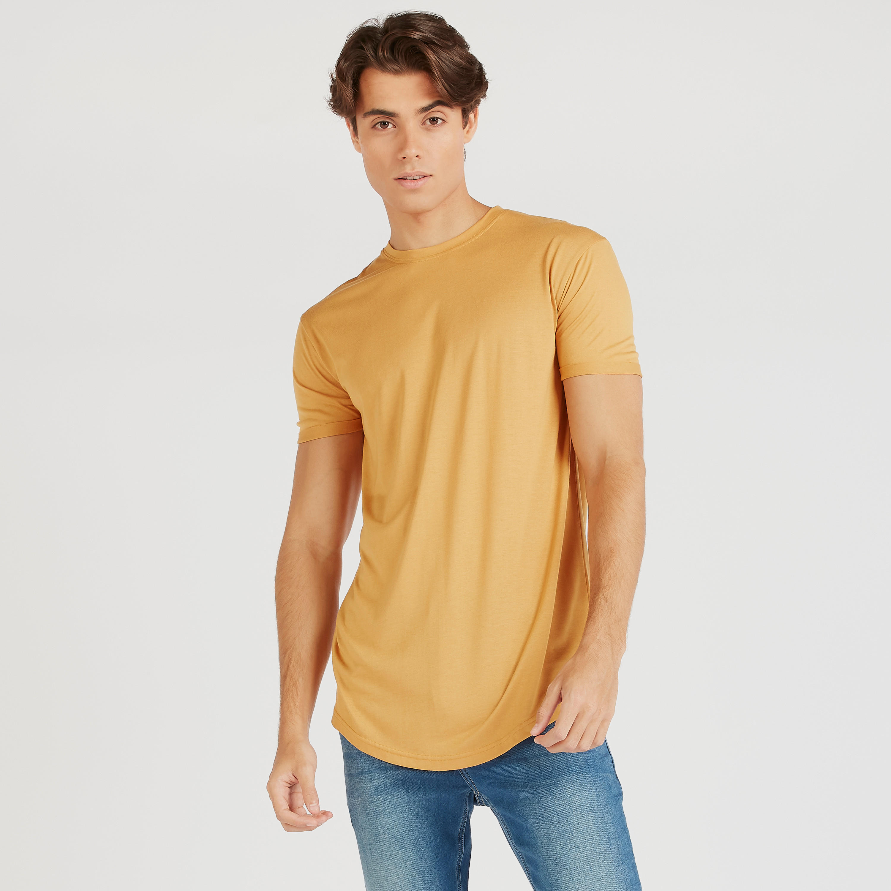 تيشيرت طويل سادة بياقة ضيقة وأكمام قصيرة-men-clothing-tshirtsandpolos-tshirts-image-5