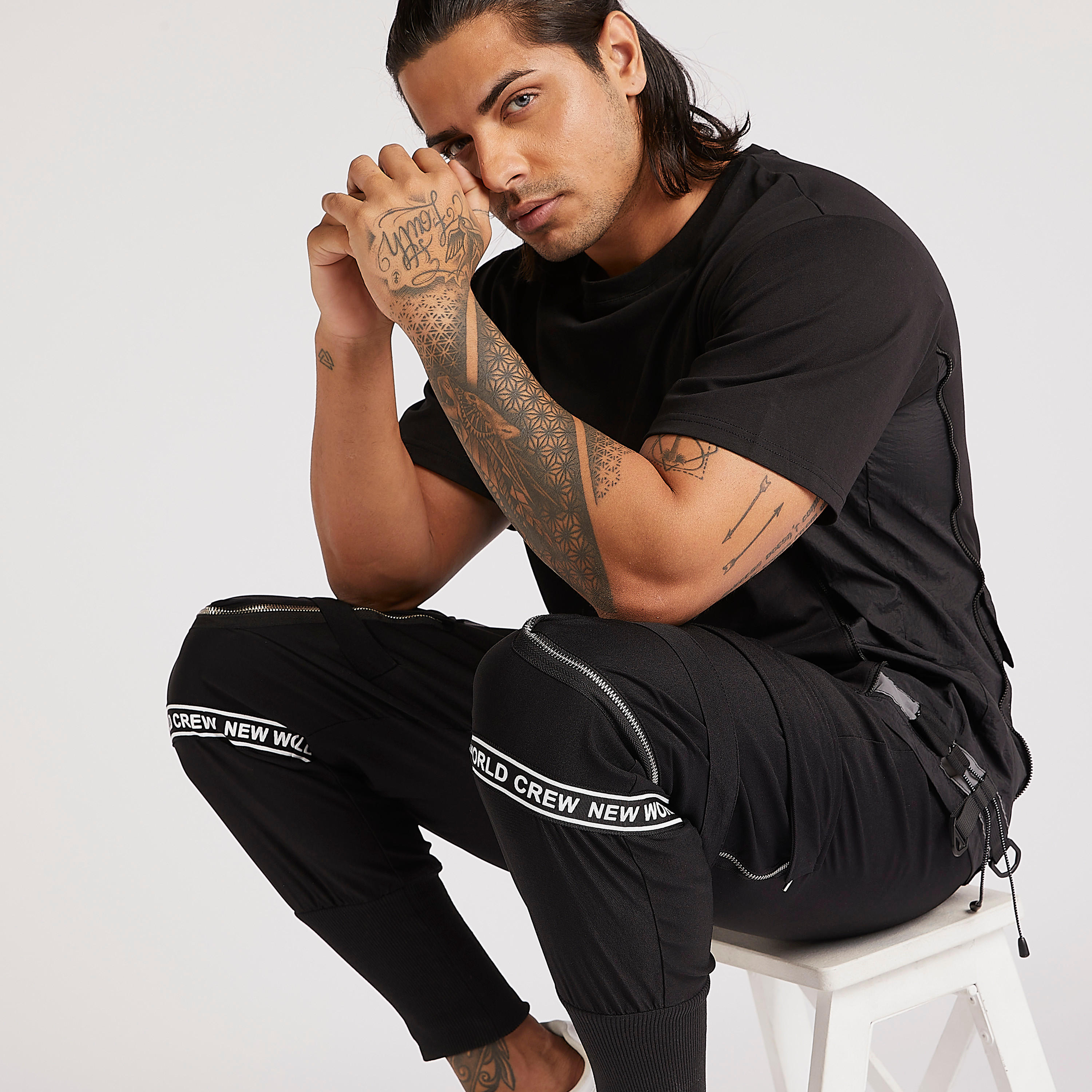 Printed Mid-Rise Slim Fit Joggers with Zipper Detailed Pockets-men-clothing-bottoms-joggers-image-2