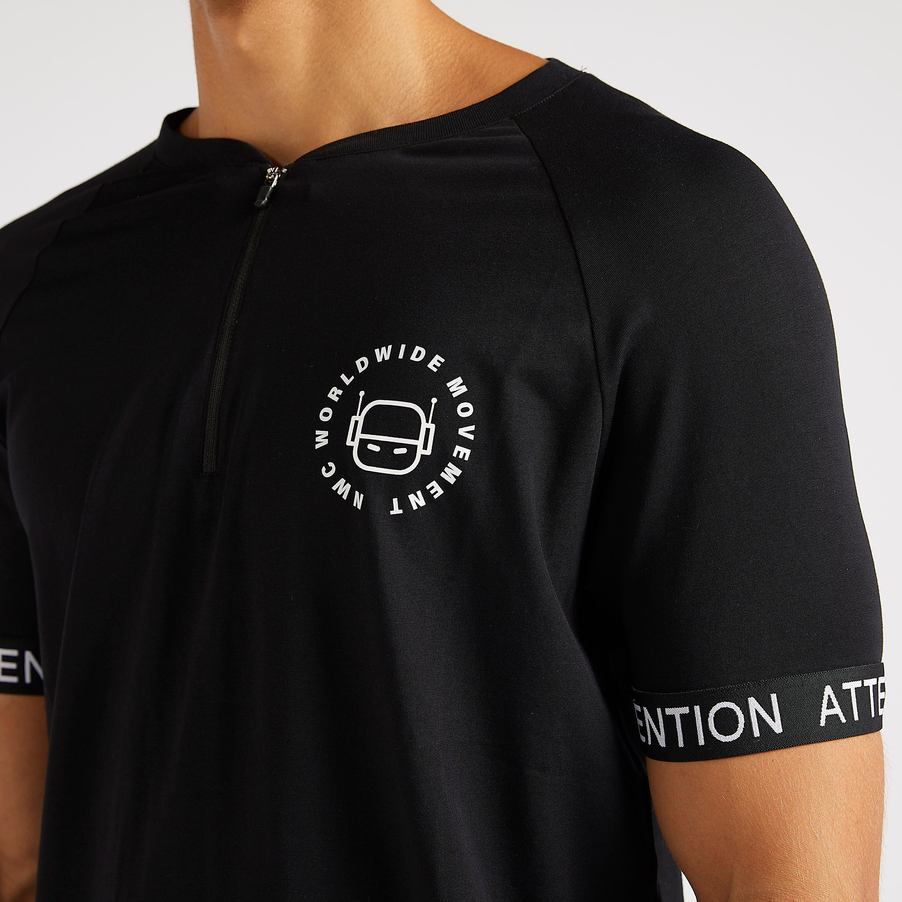 تيشيرت بياقة هينيلي وطبعات ووصلة أزرار بسحّاب-men-clothing-tshirtsandpolos-tshirts-image-2