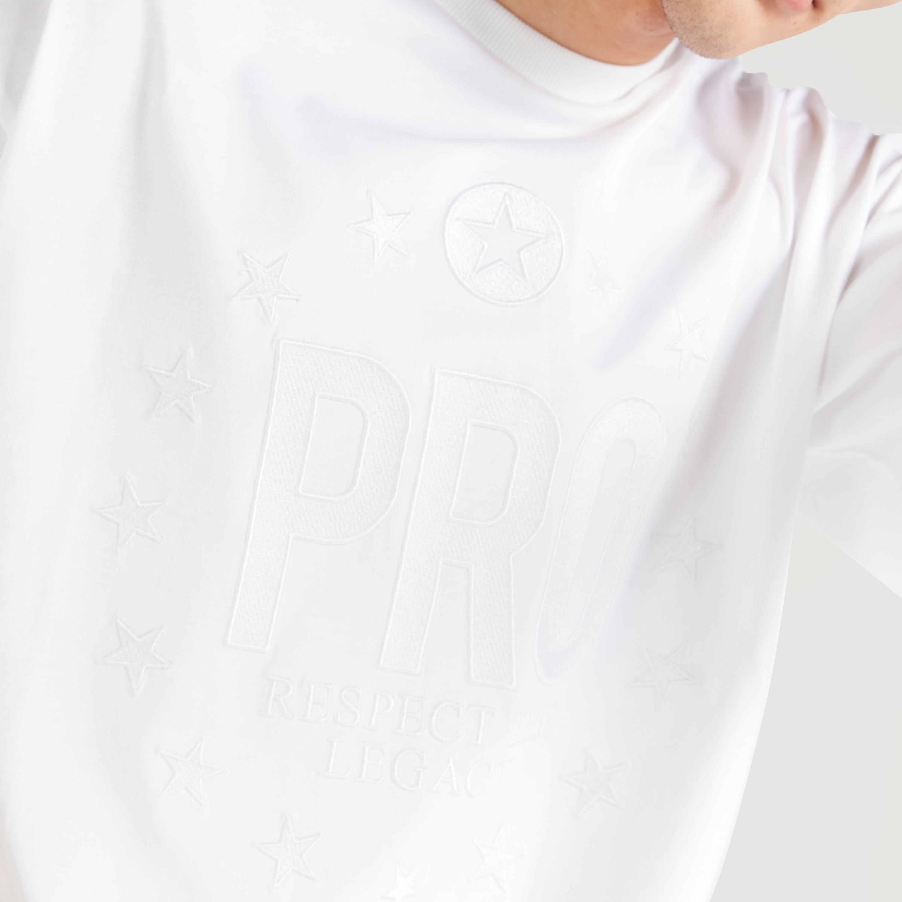 تيشيرت سادة بشعار وياقة ضيّقة من كابا-men-clothing-tshirtsandpolos-tshirts-image-3