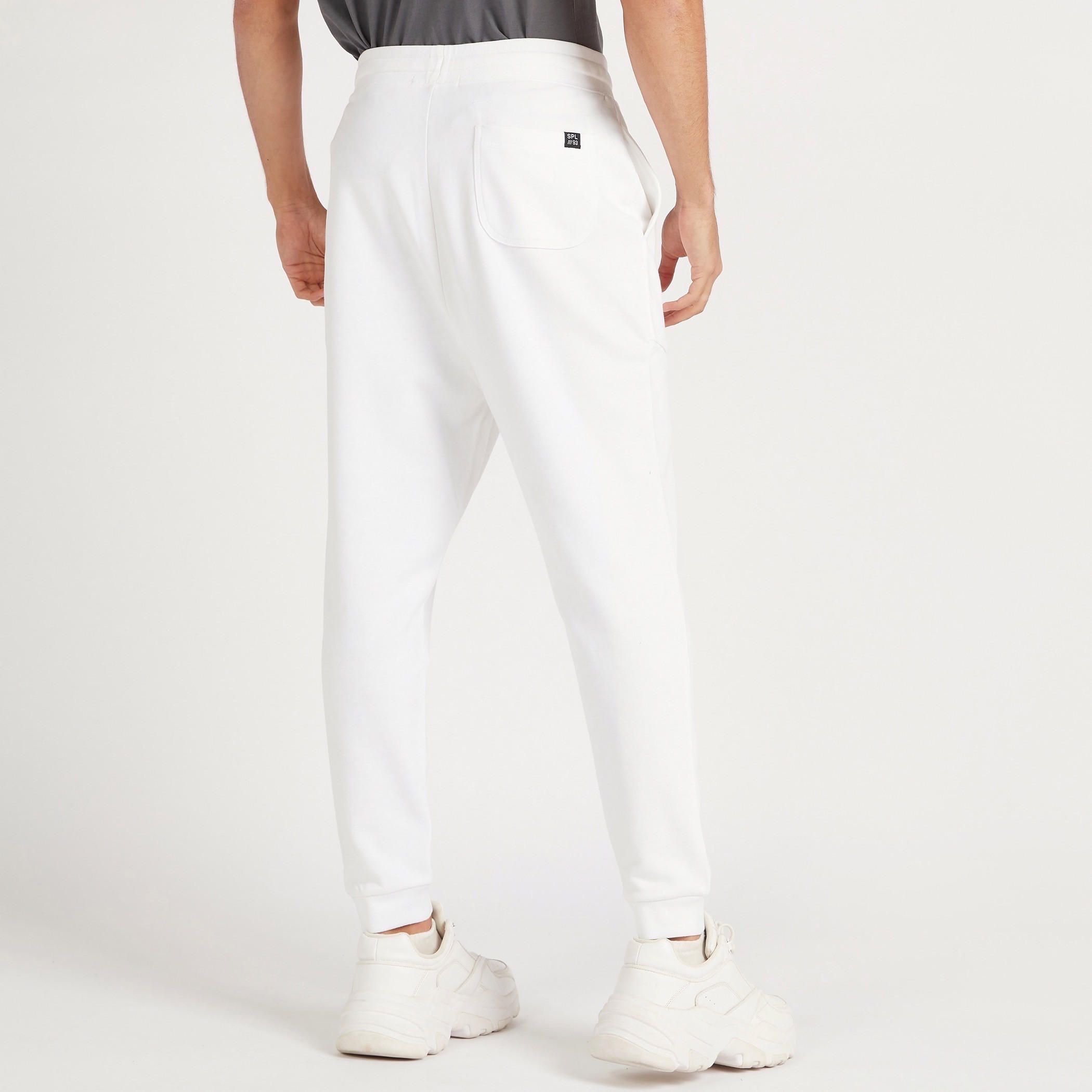 بنطلون رياضي سادة برباط إغلاق-men-clothing-bottoms-joggers-image-1