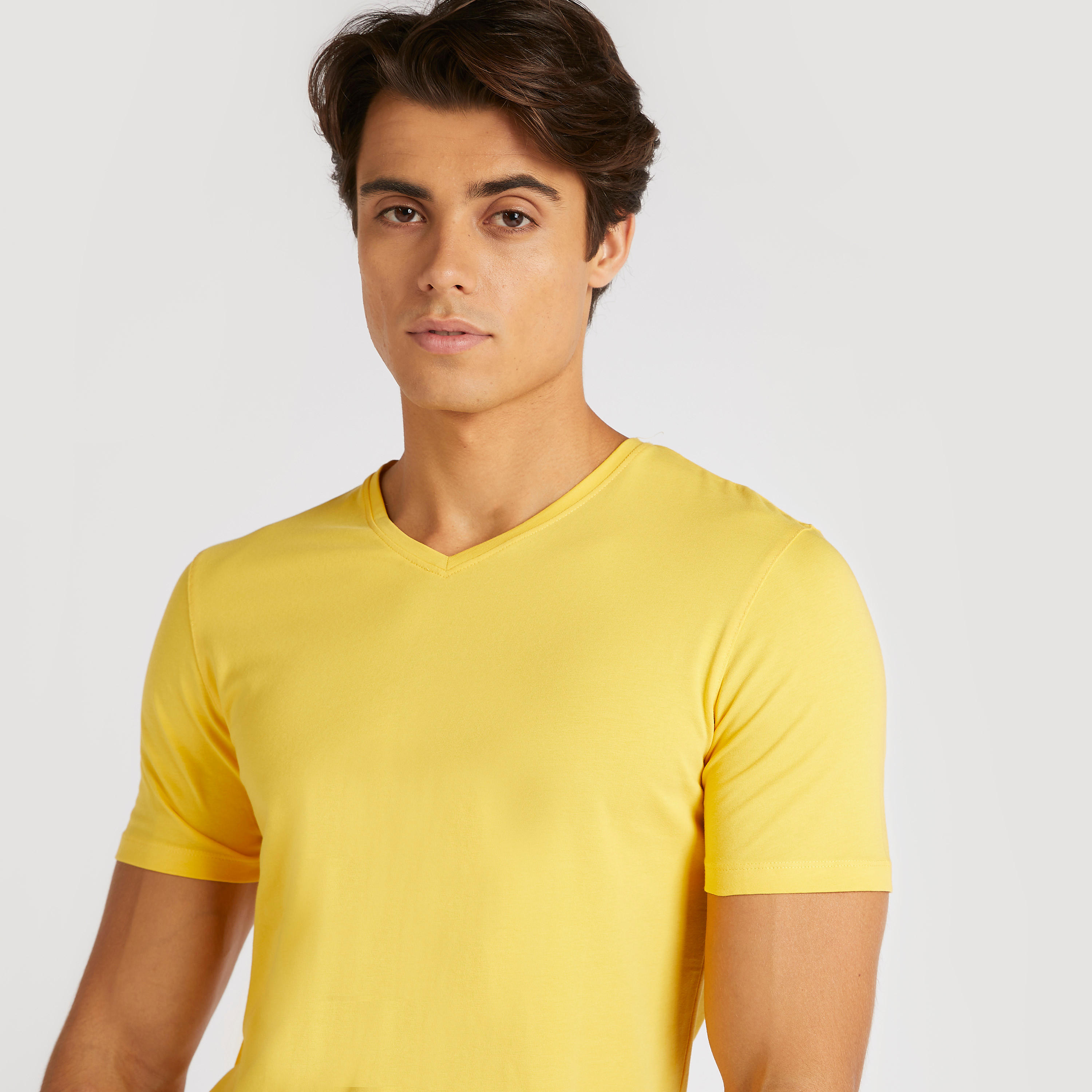 Solid V-neck Slim Fit T-shirt with Short Sleeves-men-clothing-tshirtsandpolos-tshirts-image-3