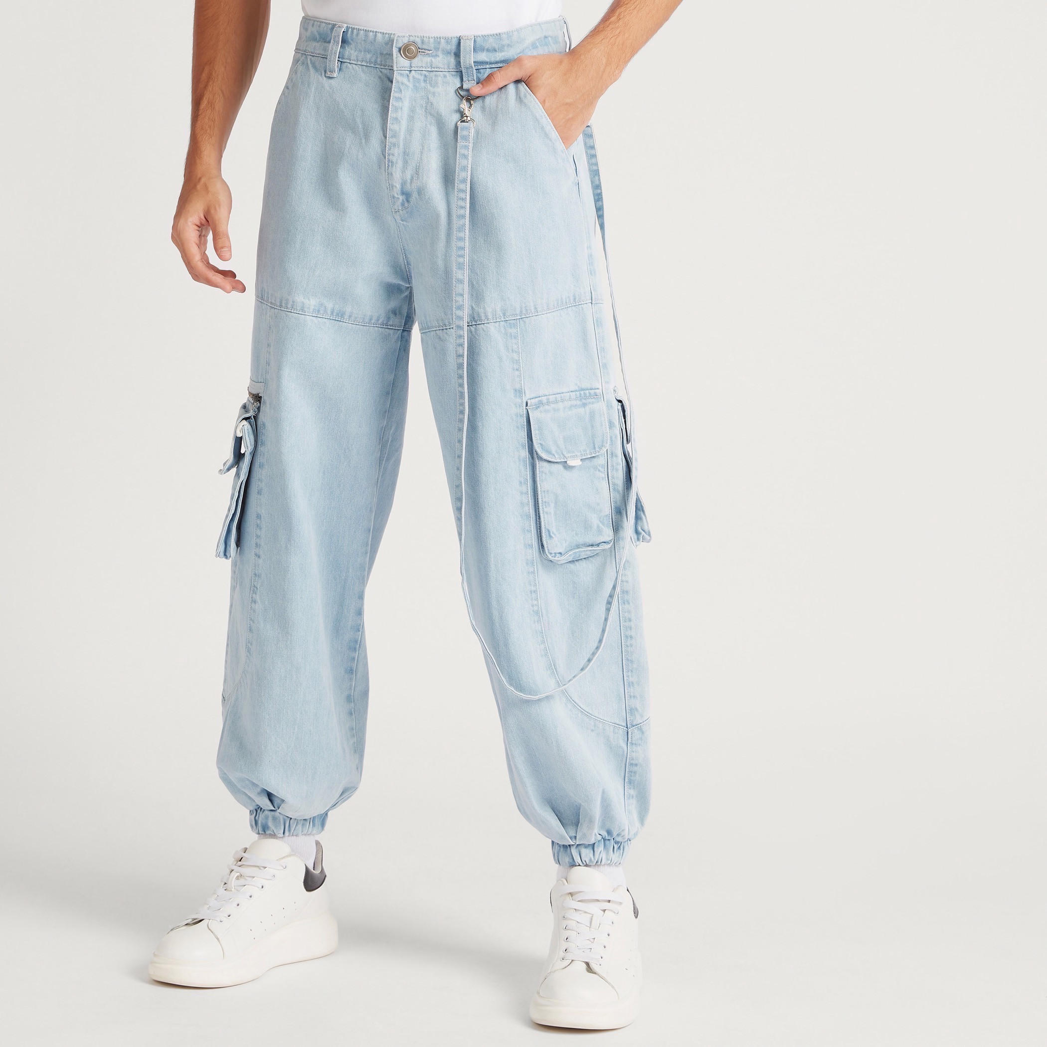 بنطلون رياضي سادة بقصّة مريحة وخصر متوسط الارتفاع-men-clothing-bottoms-joggers-image-6