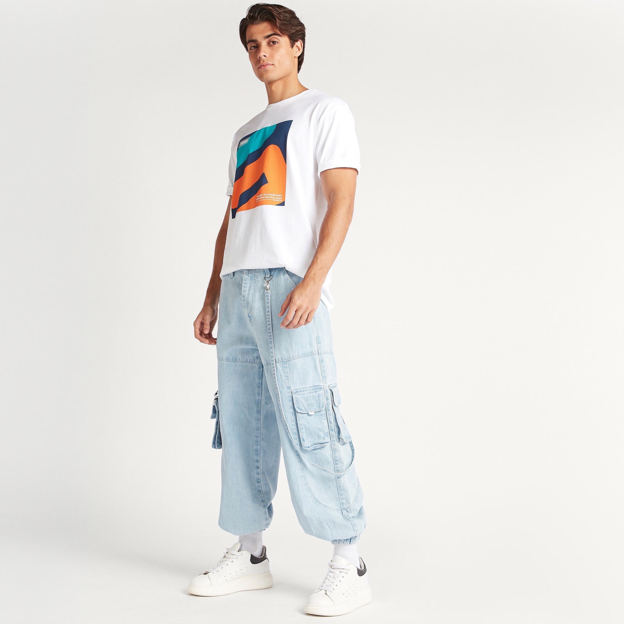 بنطلون رياضي سادة بقصّة مريحة وخصر متوسط الارتفاع-men-clothing-bottoms-joggers-image-5