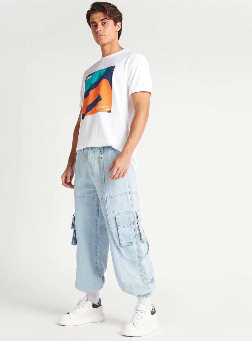 بنطلون رياضي سادة بقصّة مريحة وخصر متوسط الارتفاع-men-clothing-bottoms-joggers-image-5