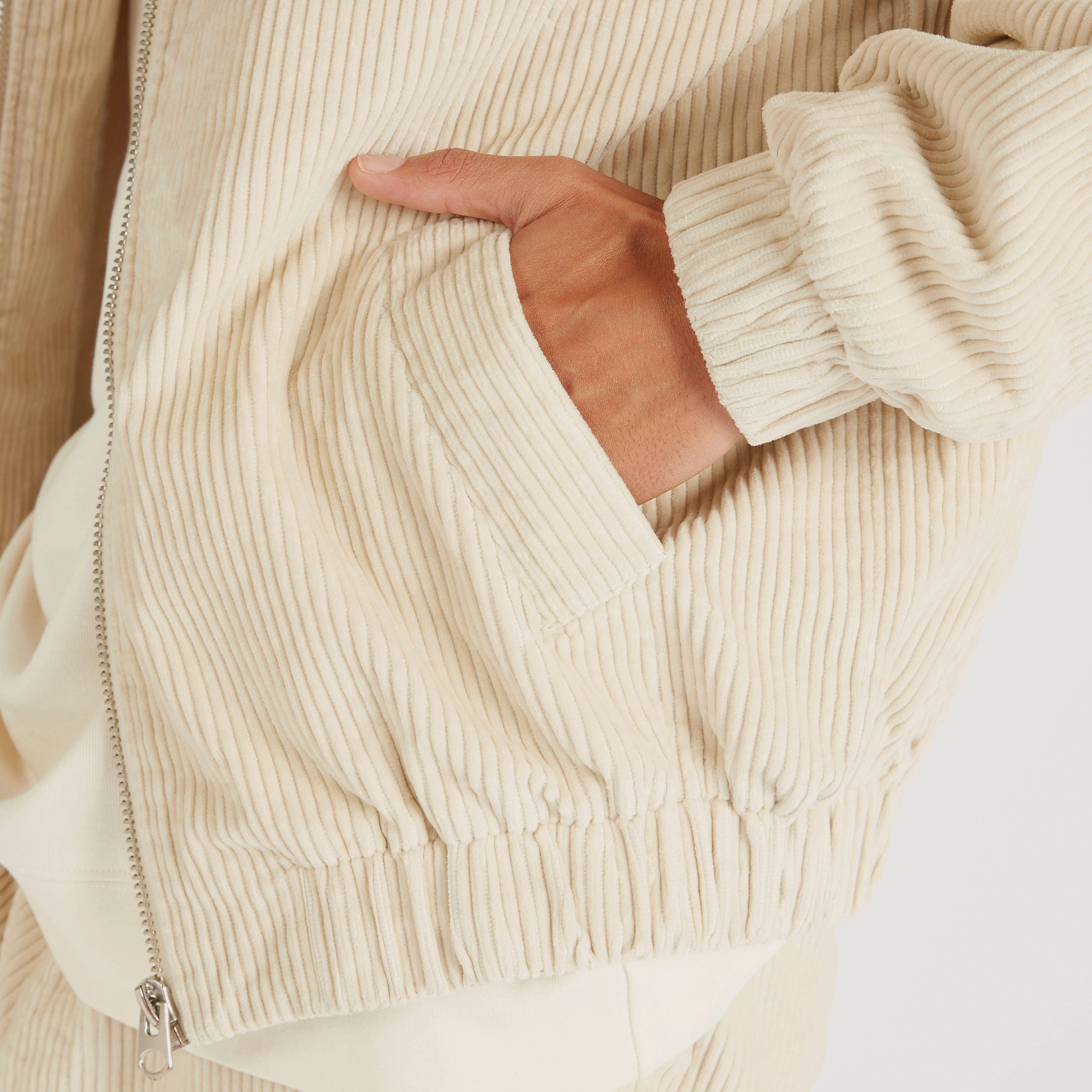 جاكيت خفيف مضلّع بسحّاب إغلاق-men-clothing-jacketsandblazers-jackets-image-1