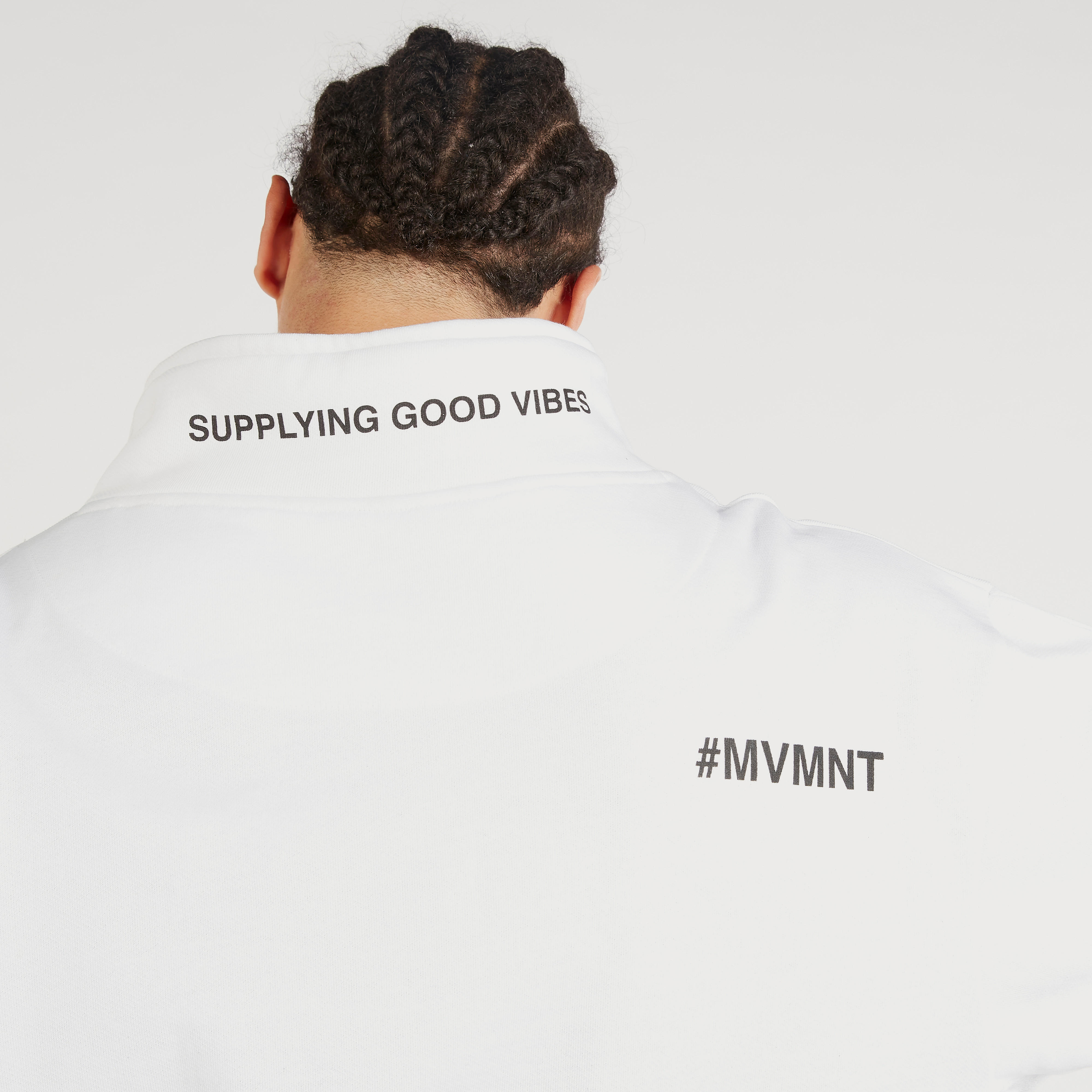 سويت شيرت بياقة عالية وأكمام طويلة وطبعات-men-winterwear-hoodiesandsweatshirts-image-6