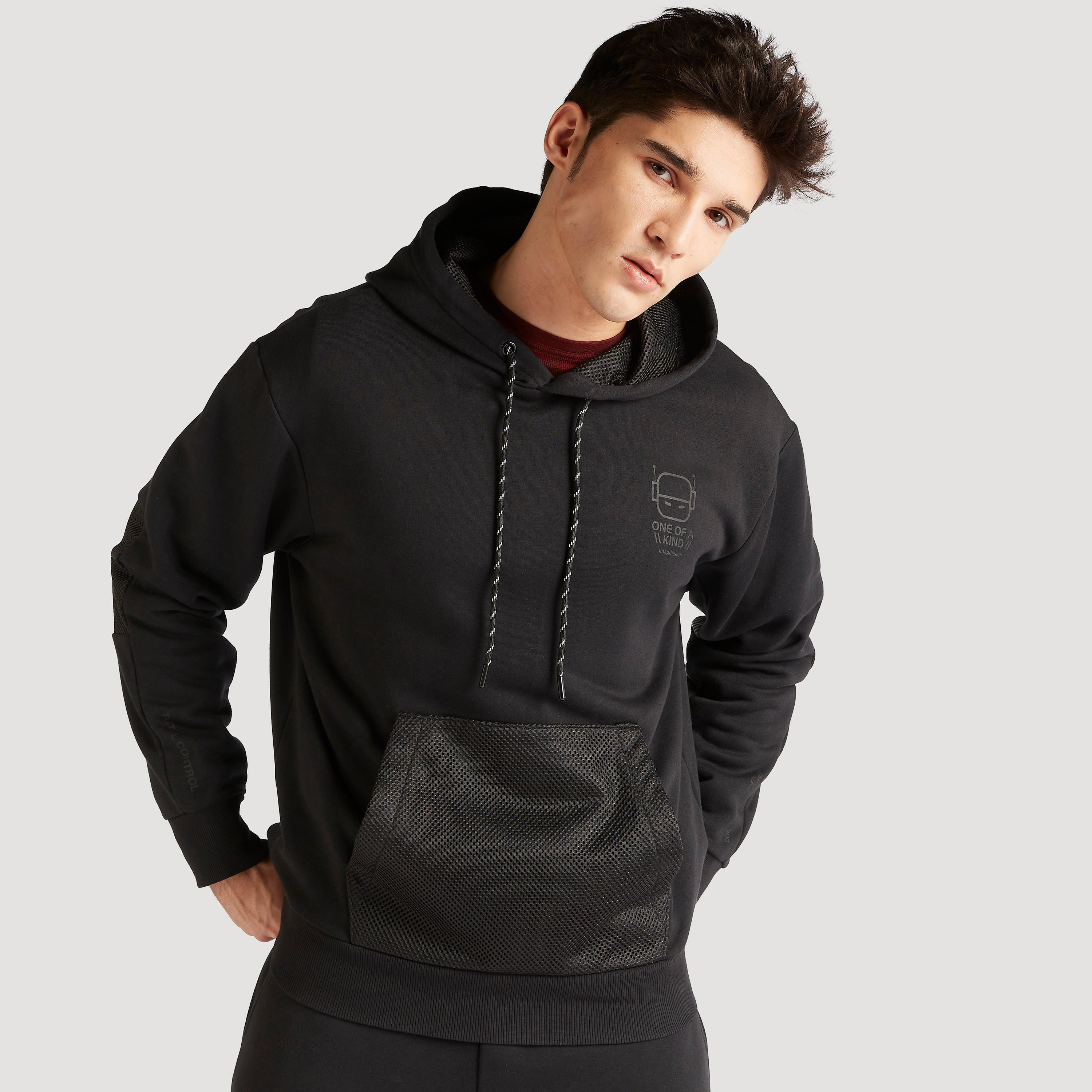 Hooded Sweatshirt with Mesh Front Pocket-men-winterwear-hoodiesandsweatshirts-image-5