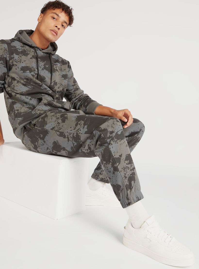 Printed Mid-Rise Joggers with Drawstring Closure-men-clothing-bottoms-joggers-image-2