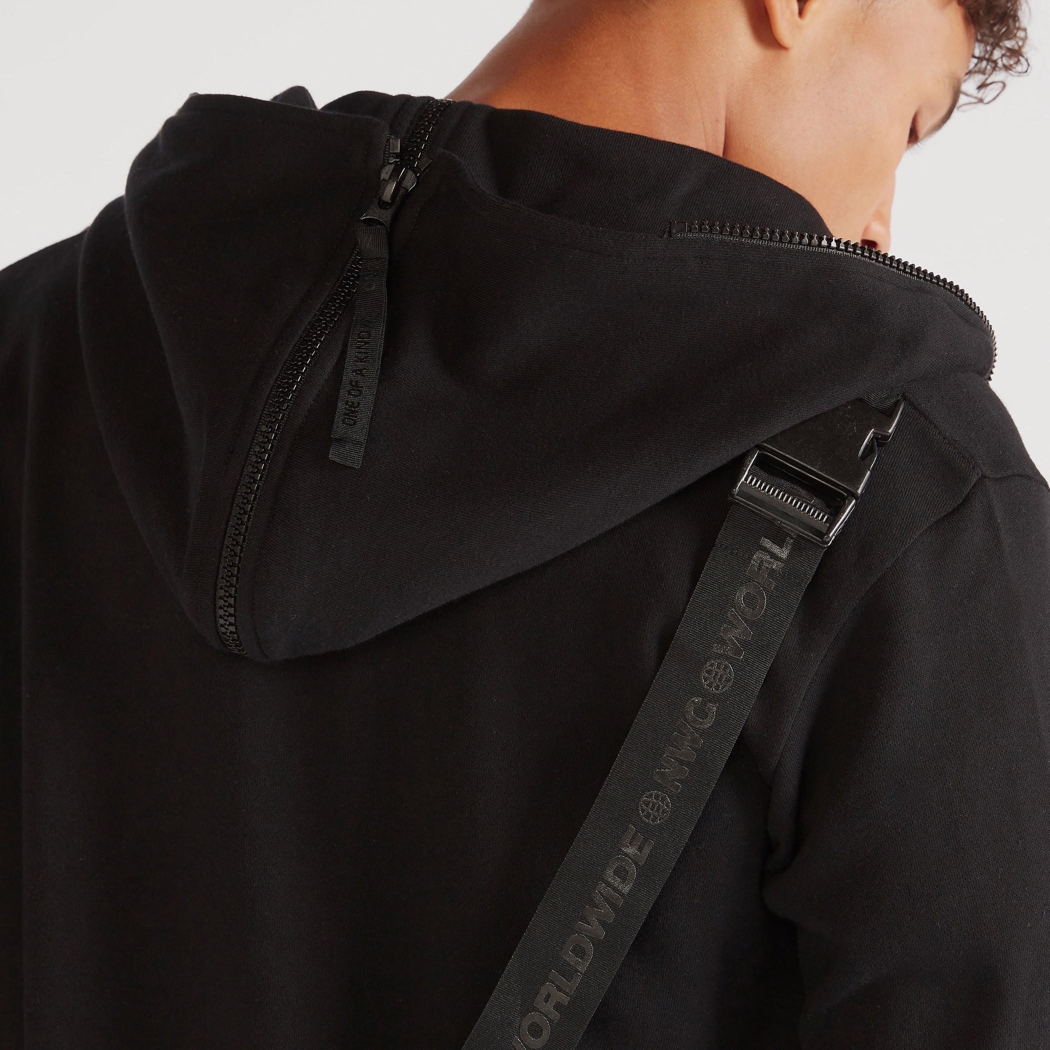 جاكيت طويل سادة بسحّاب وأكمام طويلة وقبّعة وجيوب-men-clothing-jacketsandblazers-jackets-image-5