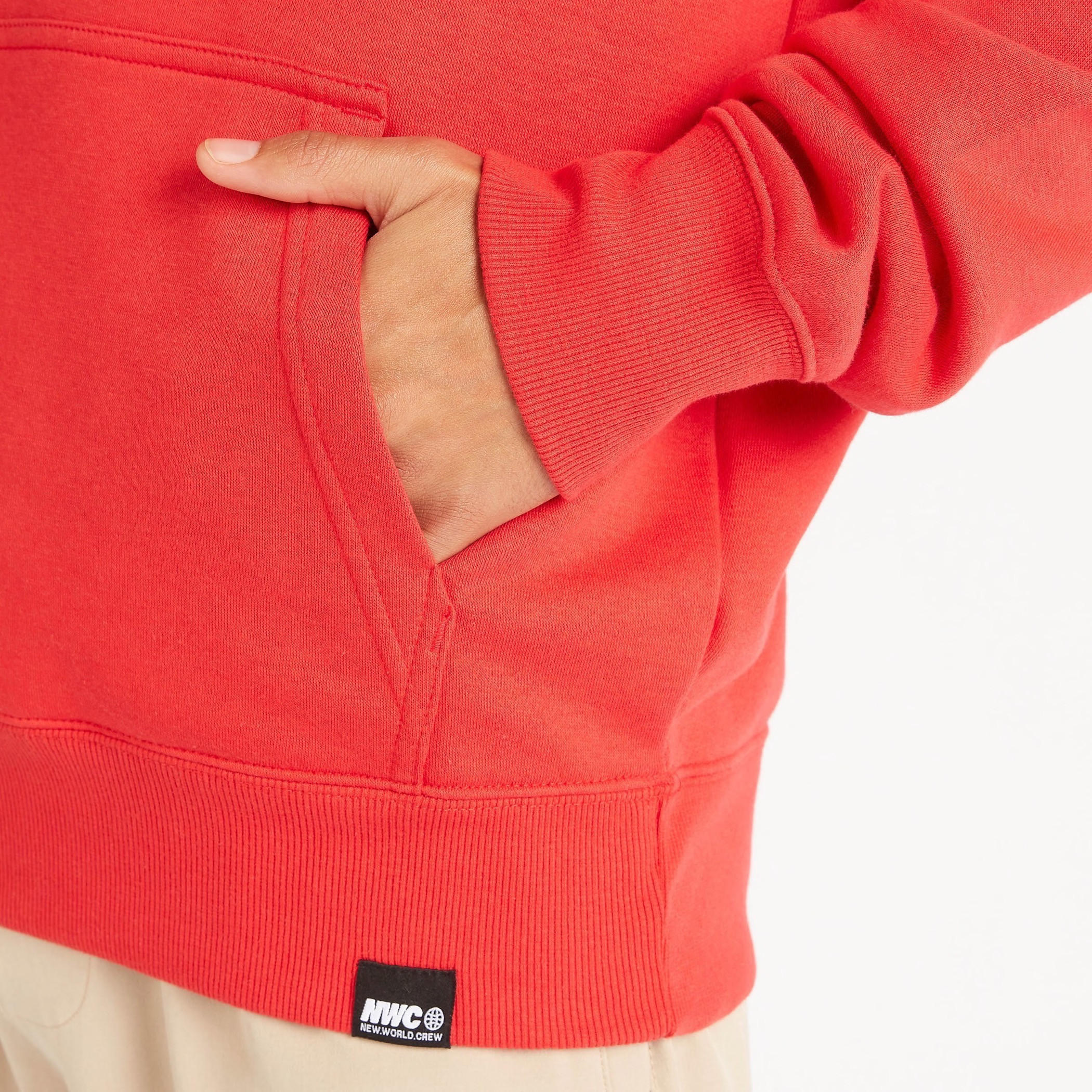 سويت شيرت سادة بقبّعة وأكمام طويلة وجيوب كنغر-men-winterwear-hoodiesandsweatshirts-image-1