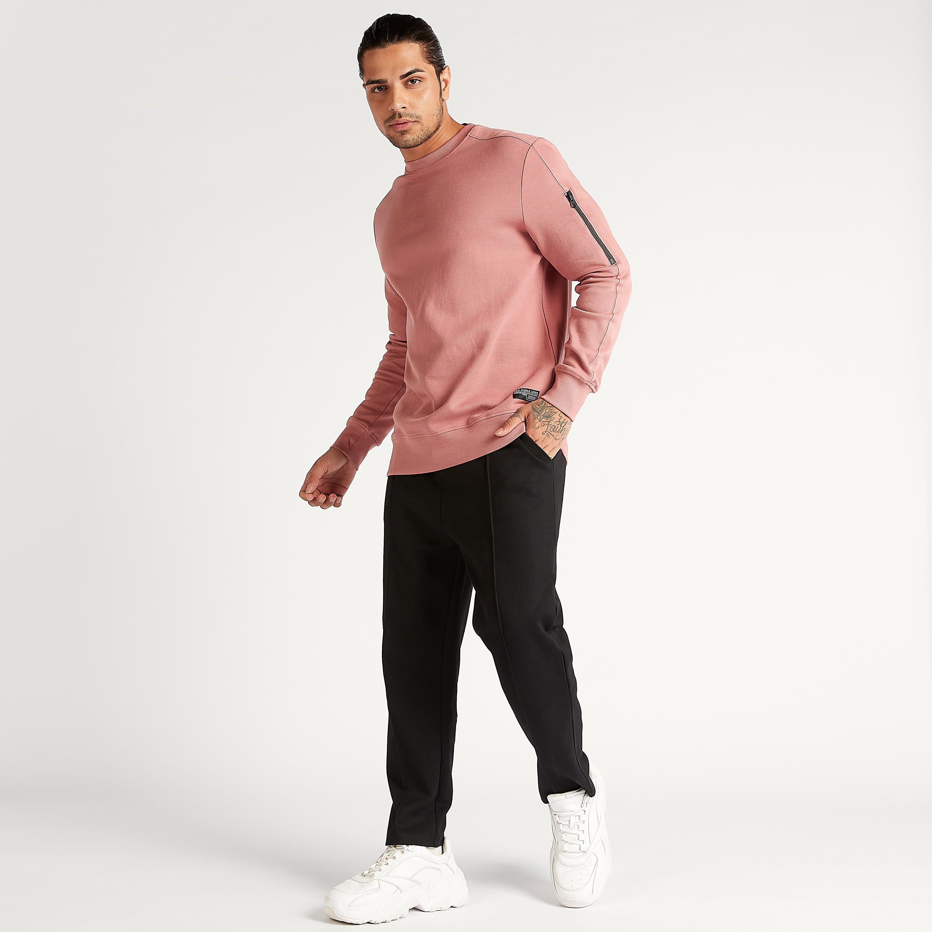 Solid Sweatshirt with Long Sleeves and Zipper Detail-men-winterwear-hoodiesandsweatshirts-image-2
