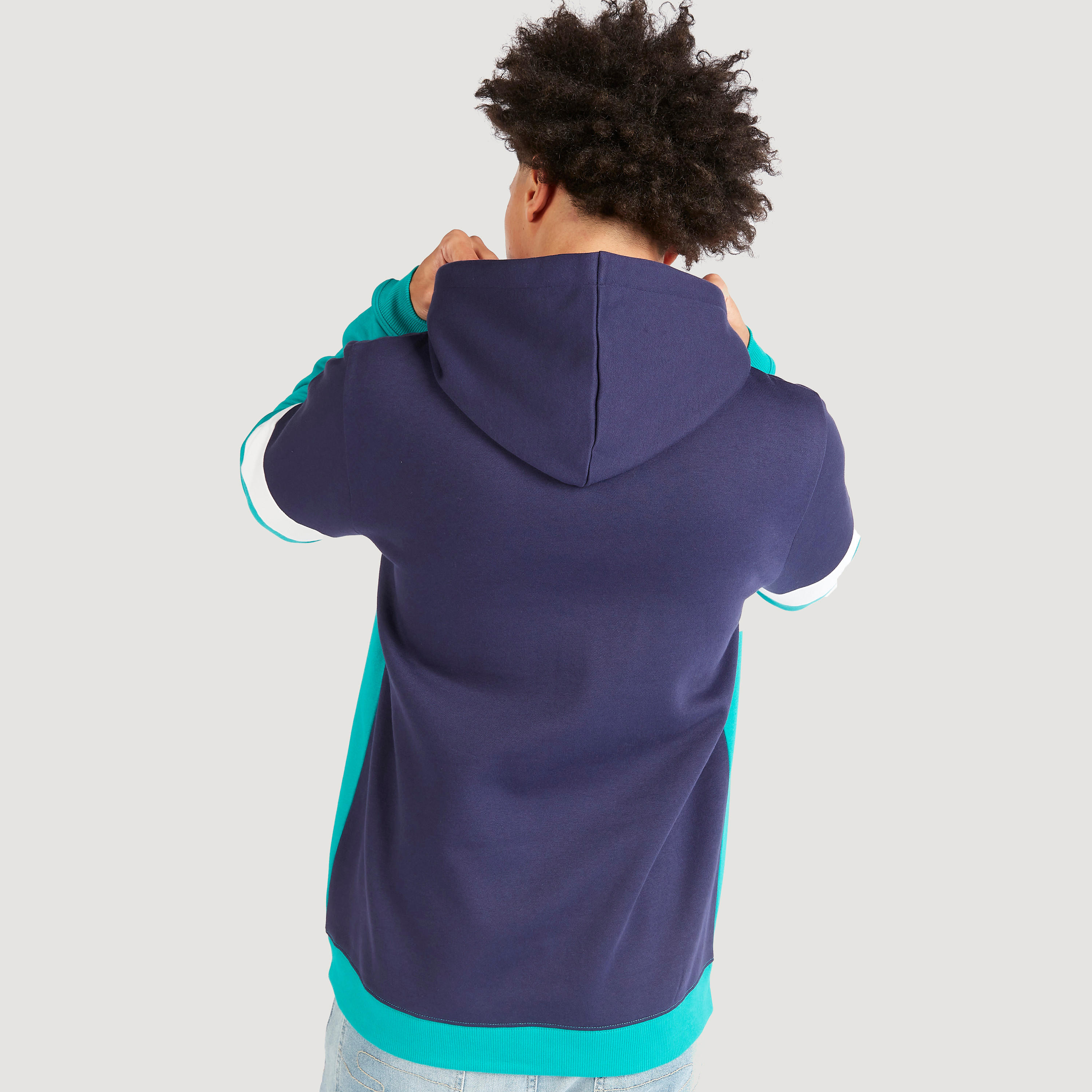 سويت شيرت بقبّعة وأكمام طويلة وطبعات-men-winterwear-hoodiesandsweatshirts-image-4