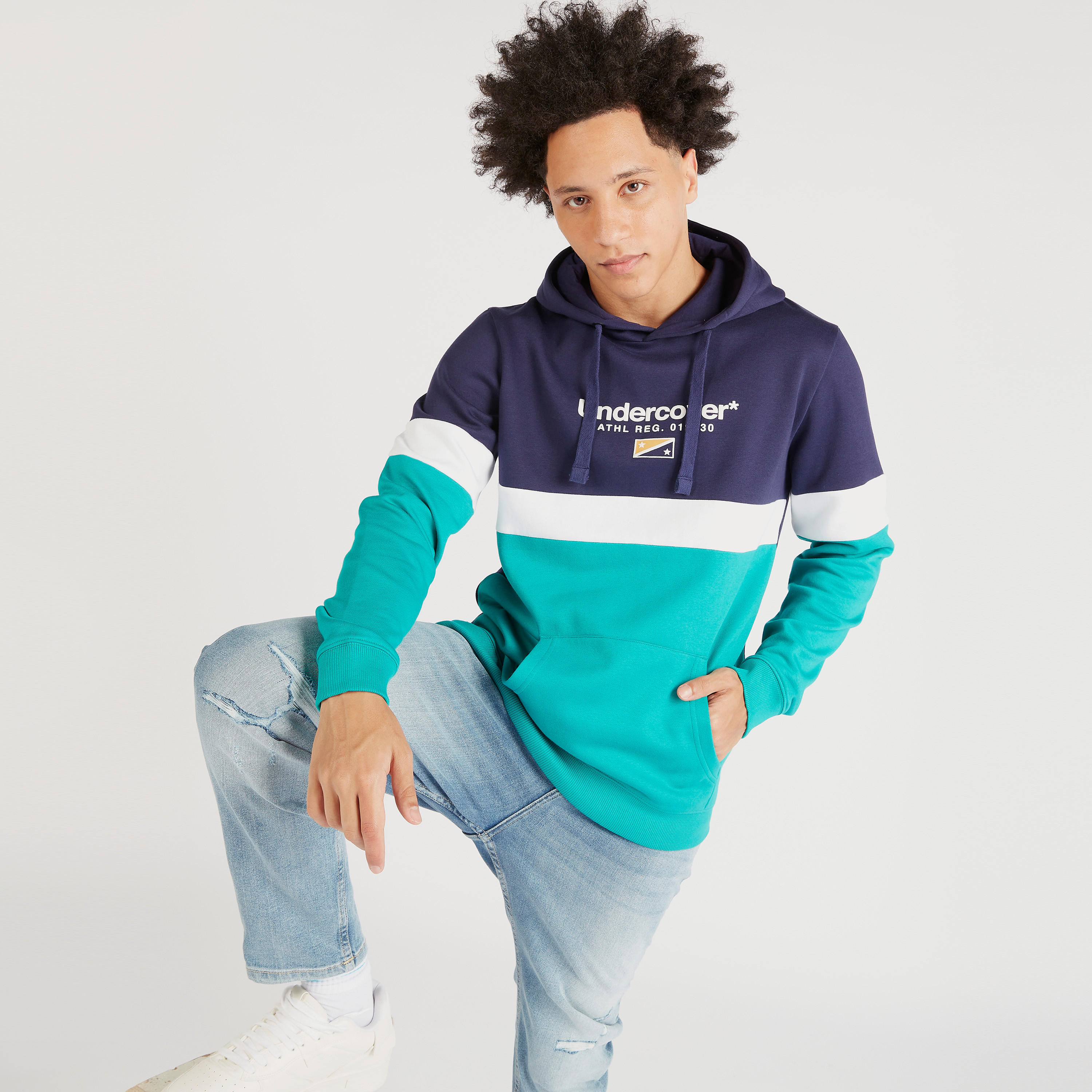 سويت شيرت بقبّعة وأكمام طويلة وطبعات-men-winterwear-hoodiesandsweatshirts-image-5