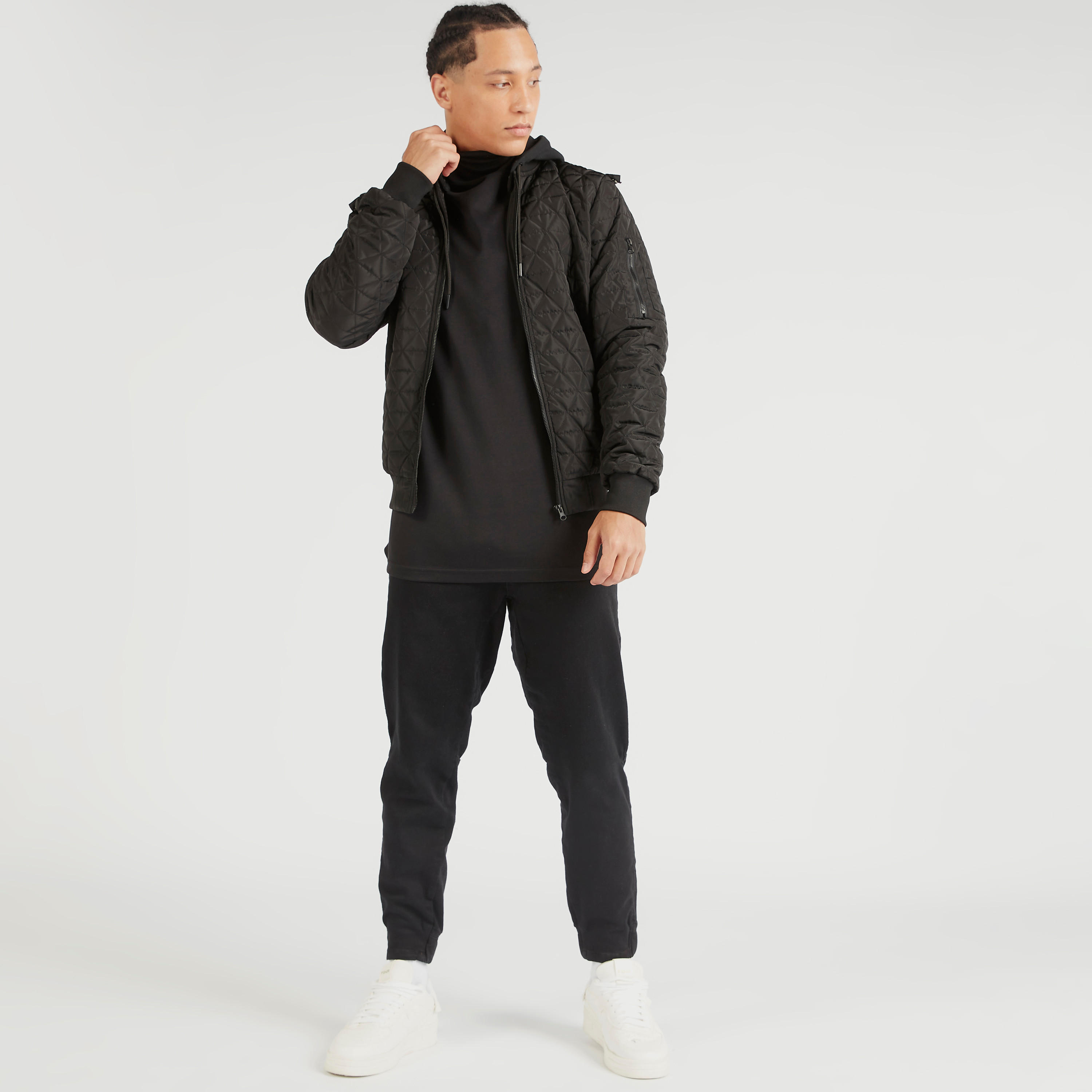 جاكيت مبطّن بقبّعة وسحّاب وأكمام طويلة-men-clothing-jacketsandblazers-jackets-image-1