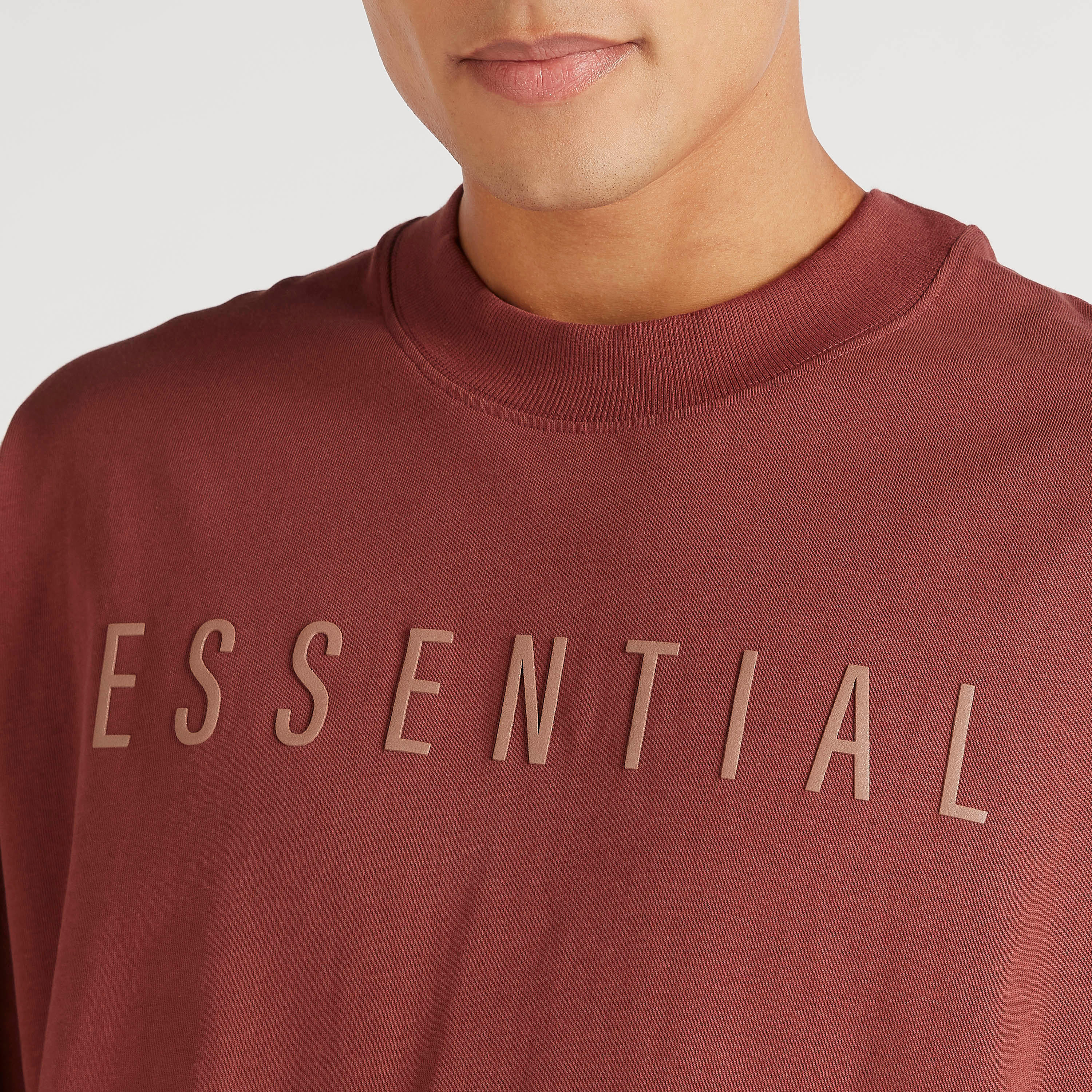 تيشيرت بياقة ضيّقة وأكمام قصيرة وطبعات-men-clothing-tshirtsandpolos-tshirts-image-3