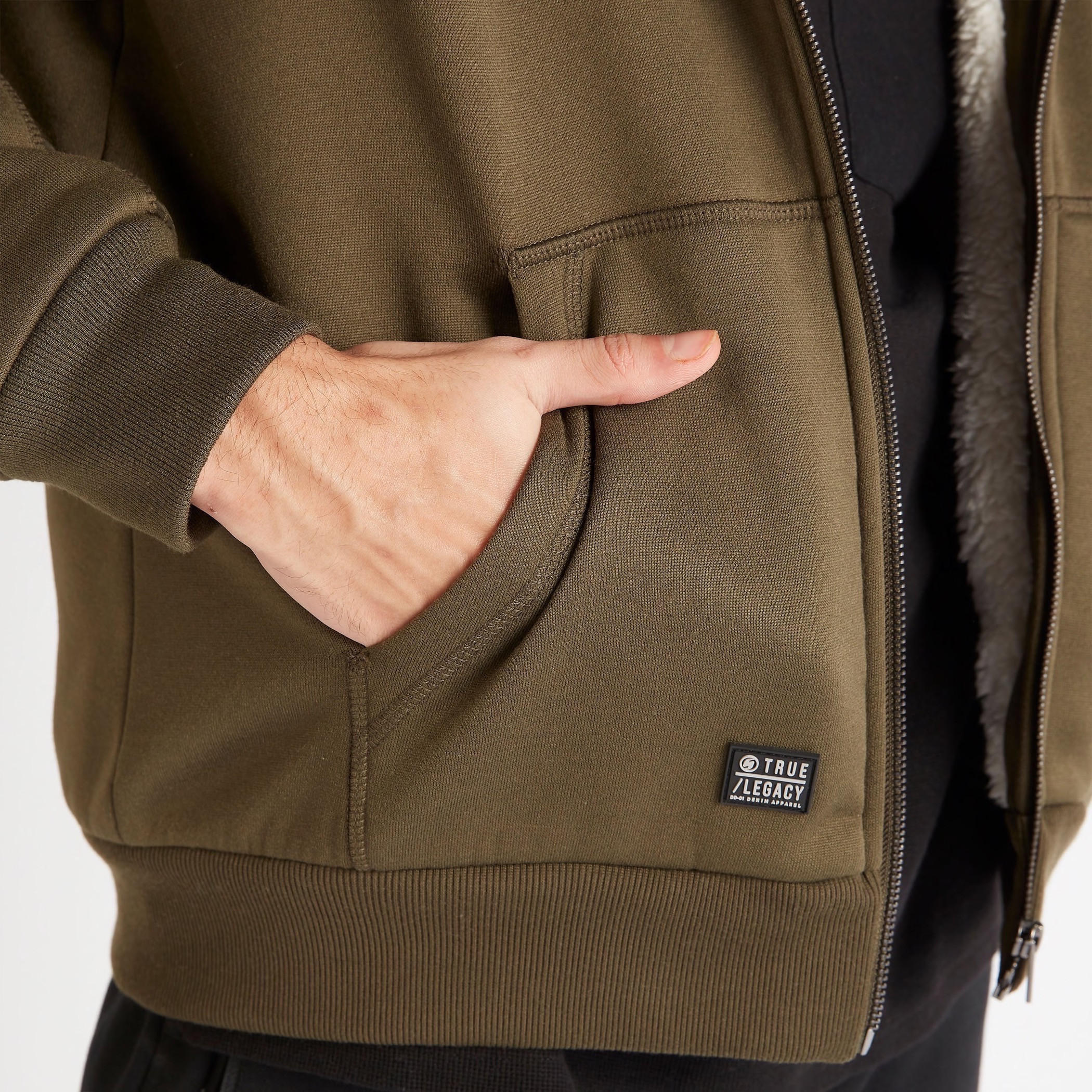 هودي شيربا سادة بسحّاب وأكمام طويلة وجيوب-men-winterwear-hoodiesandsweatshirts-image-8