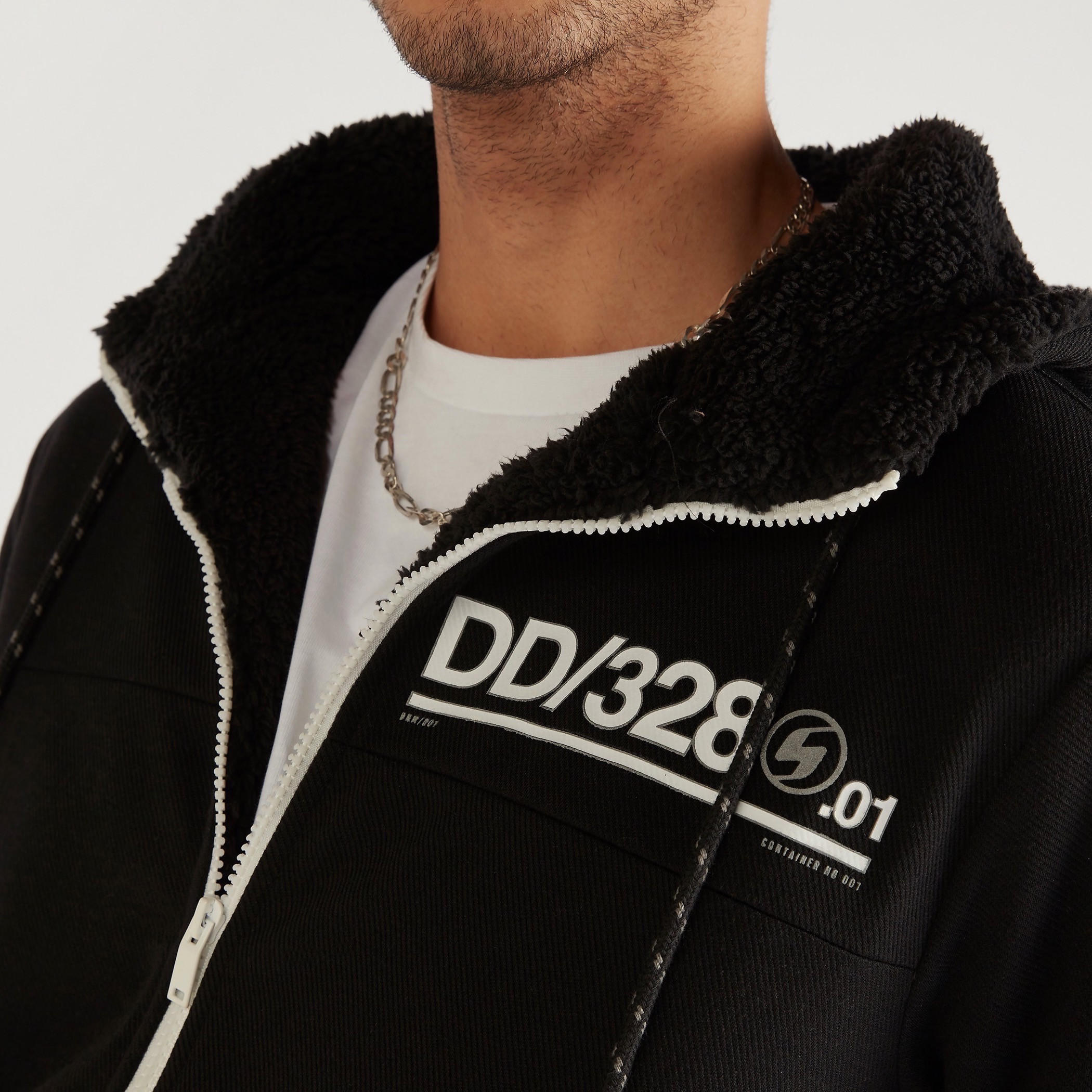 هودي شيربا بسحّاب وأكمام طويلة وجيوب وطبعات-men-winterwear-hoodiesandsweatshirts-image-6