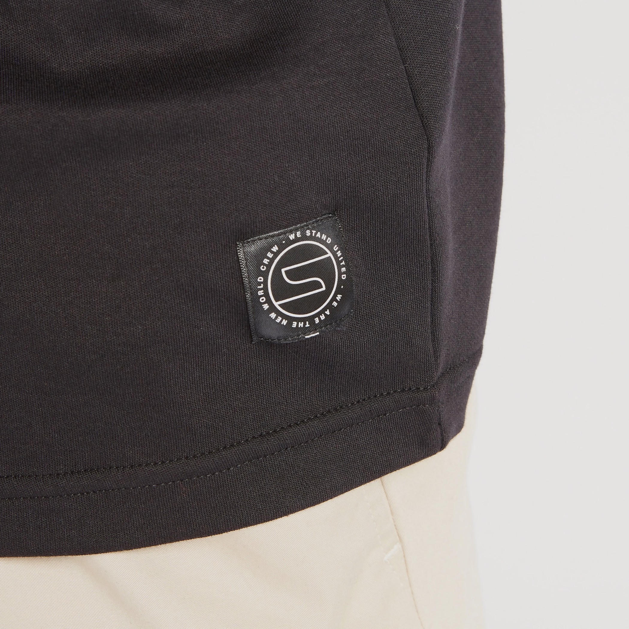 تيشيرت سادة بياقة عالية وأكمام طويلة-men-clothing-tshirtsandpolos-tshirts-image-6