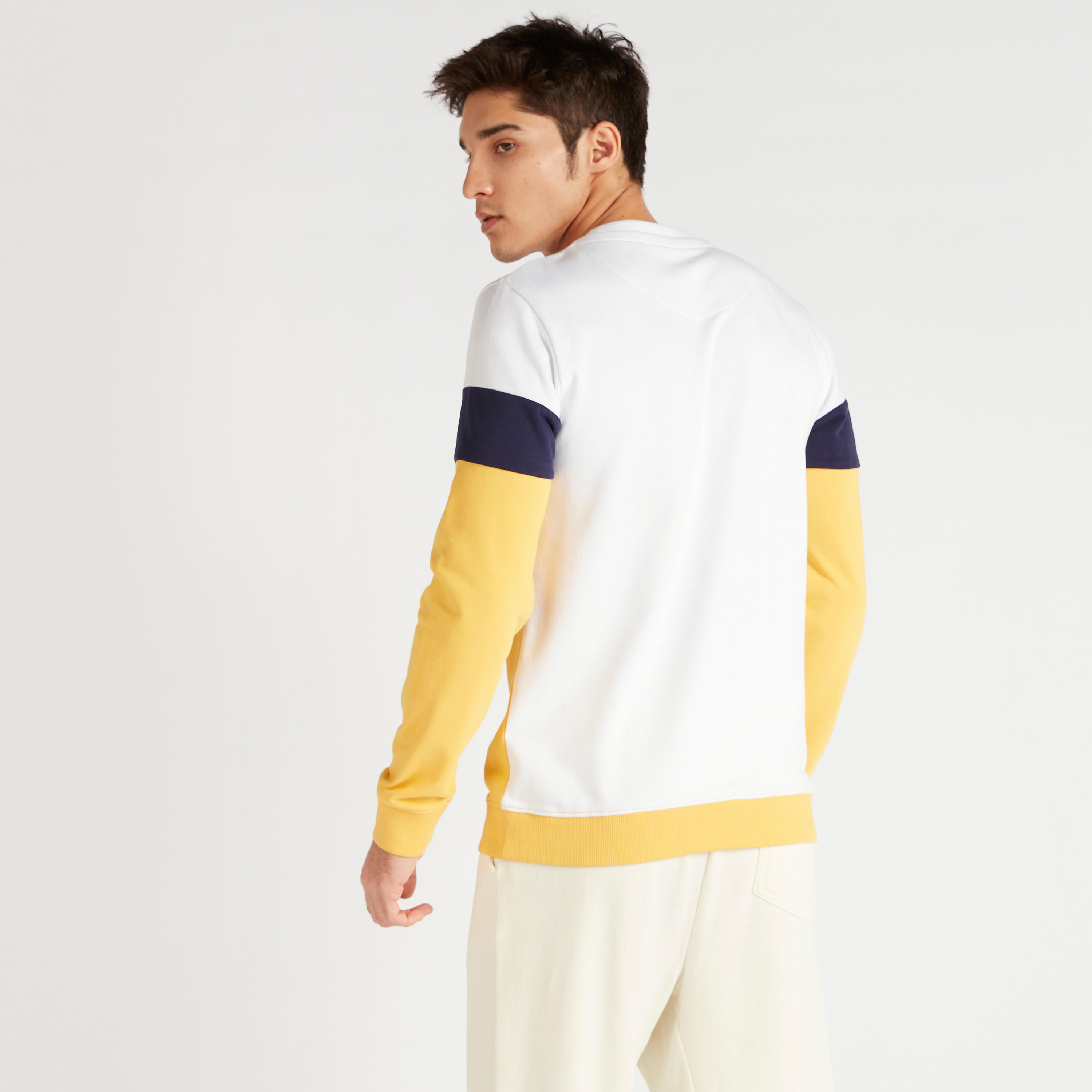 سويت شيرت بياقة ضيقة وأكمام طويلة وطبعات-men-winterwear-hoodiesandsweatshirts-image-4