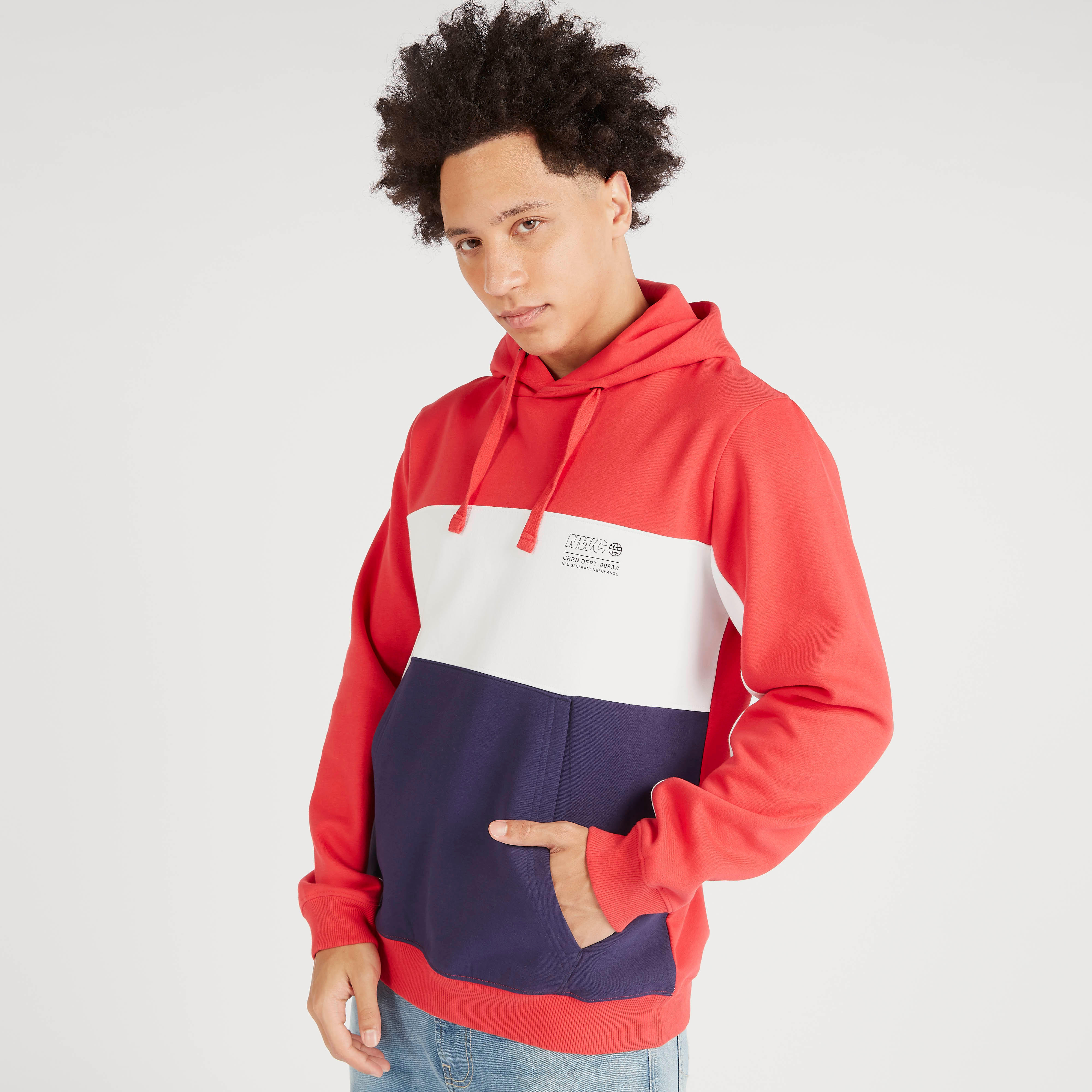 سويت شيرت كتل ملونة بقبّعة وأكمام طويلة-men-winterwear-hoodiesandsweatshirts-image-6