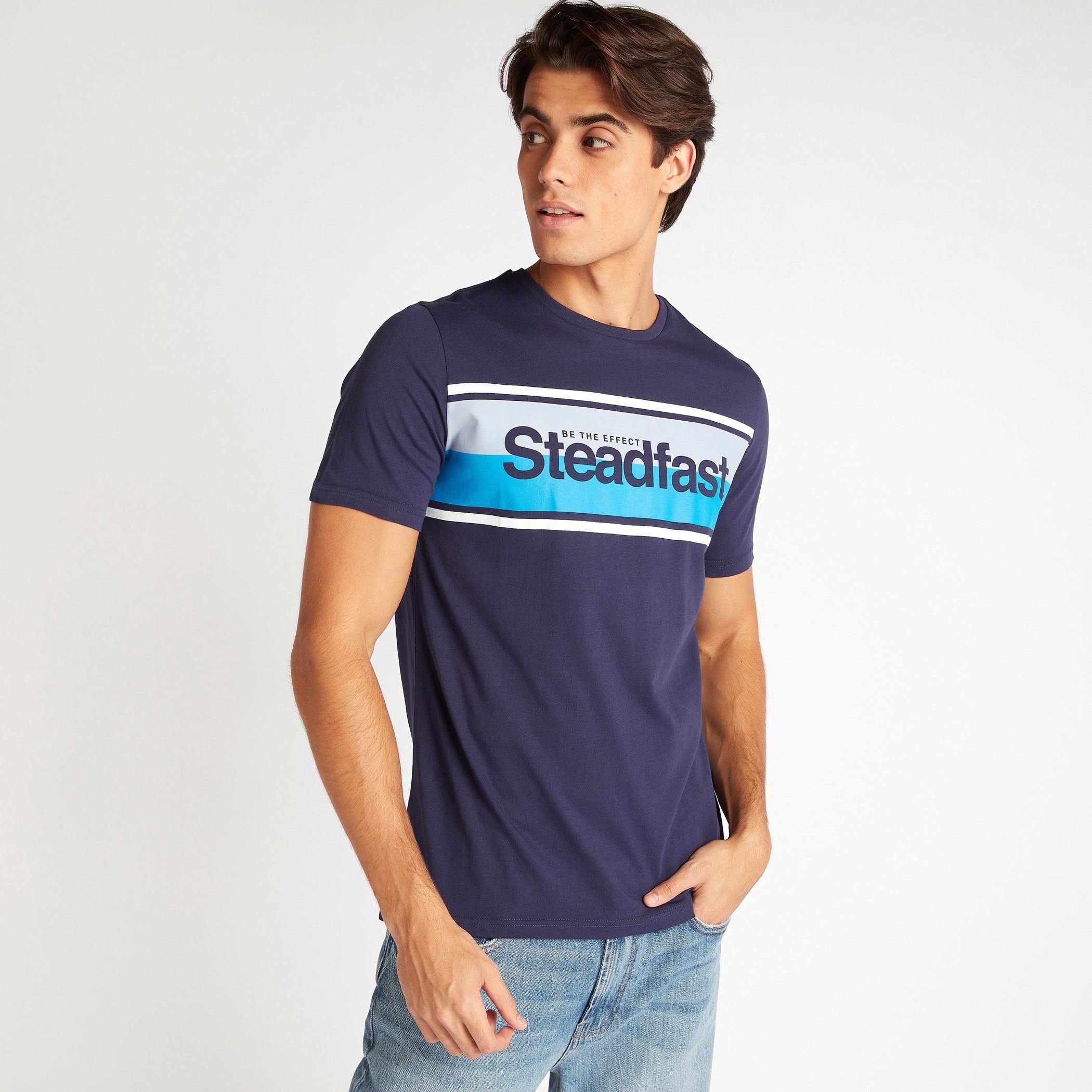تيشيرت بقصة سليم وياقة ضيقة وأكمام قصيرة وطبعات-men-clothing-tshirtsandpolos-tshirts-image-1